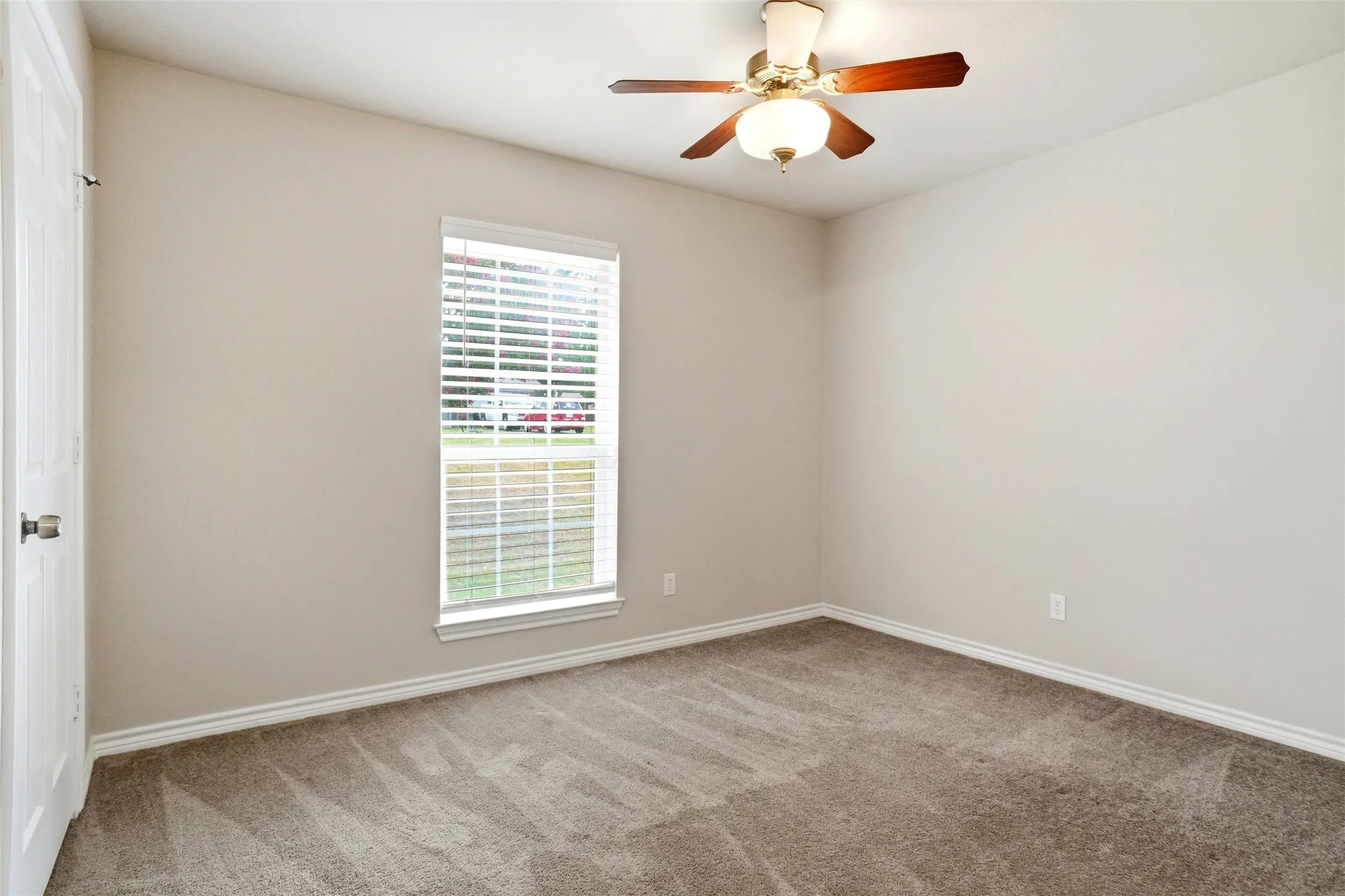 Single Family Residence For Rent in Parker County , 612 N Avenue C, Springtown, Texas 76082, 4 Bedroom, 2 Bathroom, 2 Garage spaces, 1,500 Sqft, built in 2001, mls#21331490, Real Estate Agent in Springtown, Homes For Rent in Parker county, Homes For Rent in Springtown, Realtor in Springtown Texas, Real Estate Brokerage Independent Realty Texas, Luminita Cordes Realtor