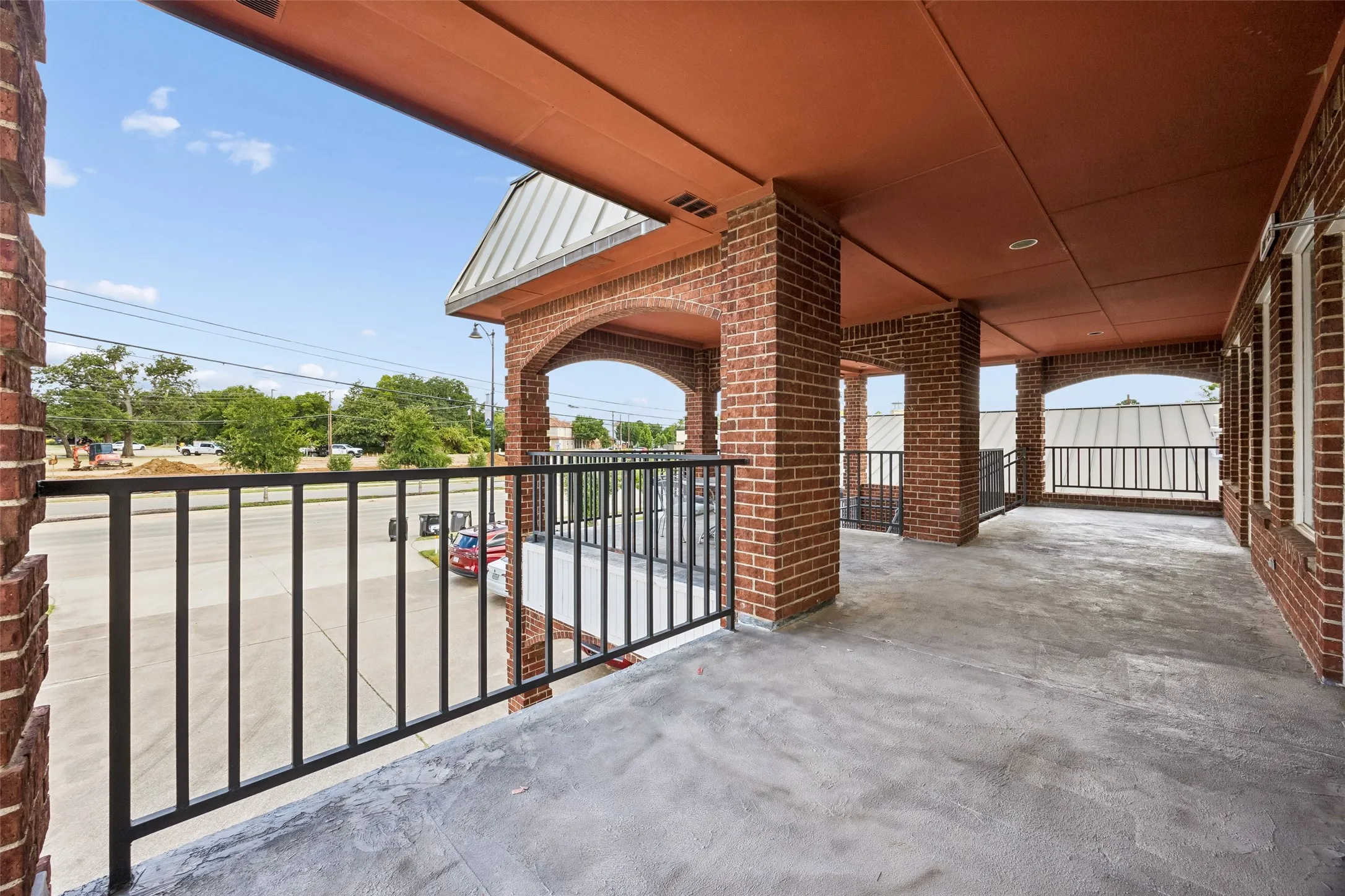 Office For Sale in Tarrant County , 5013 Colleyville Boulevard, Colleyville, Texas 76034, 0, 0, Garage spaces, 0 Sqft, built in 1985, mls#21320252, Real Estate Agent in Colleyville, Homes For Sale in Tarrant county, Homes For Sale in Colleyville, Realtor in Colleyville Texas, Real Estate Brokerage Independent Realty Texas, Luminita Cordes Realtor
