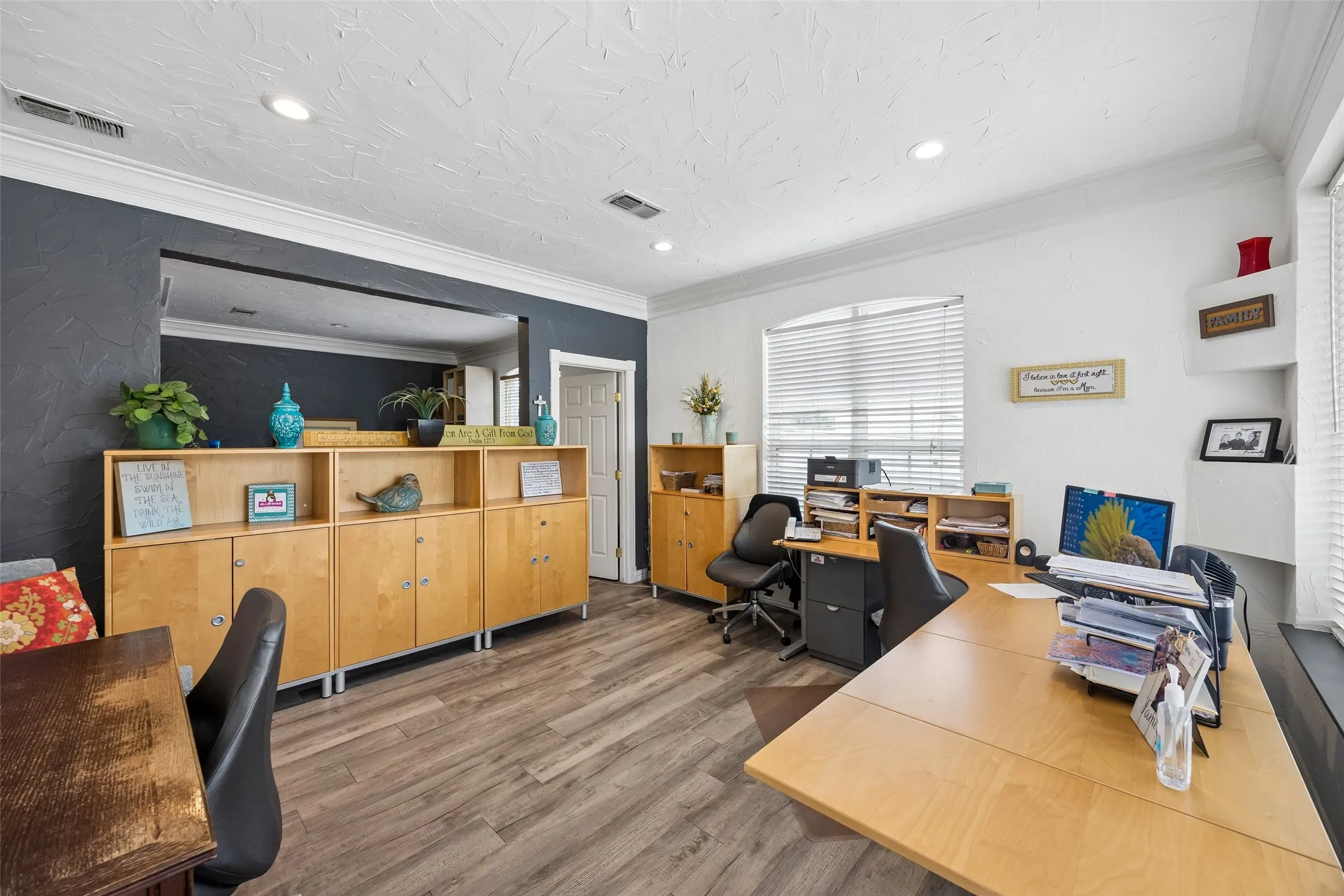 Office For Sale in Tarrant County , 5013 Colleyville Boulevard, Colleyville, Texas 76034, 0, 0, Garage spaces, 0 Sqft, built in 1985, mls#21320252, Real Estate Agent in Colleyville, Homes For Sale in Tarrant county, Homes For Sale in Colleyville, Realtor in Colleyville Texas, Real Estate Brokerage Independent Realty Texas, Luminita Cordes Realtor
