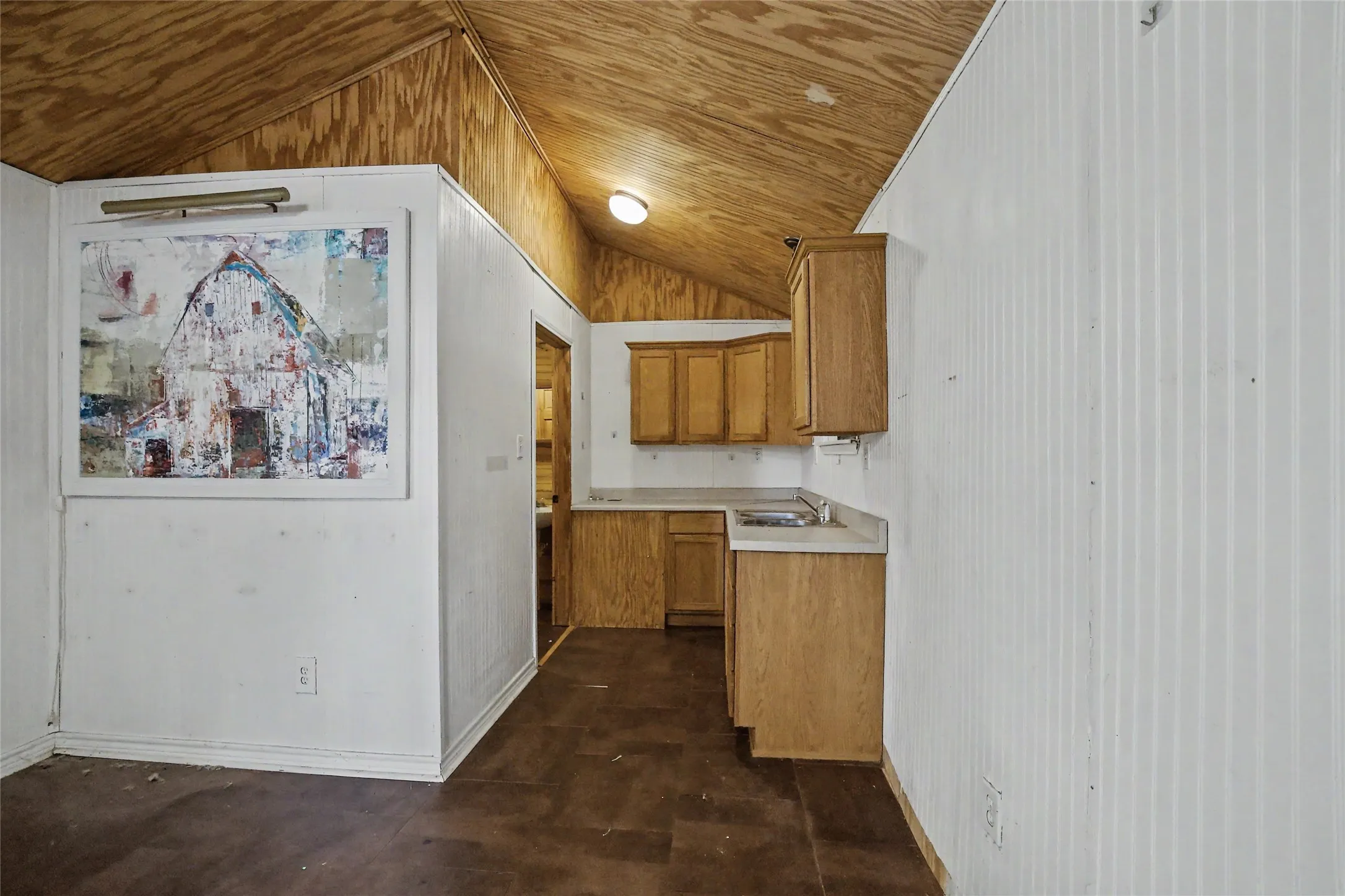 Single Family Residence For Sale in Parker County , 1304 Terry Drive, Willow Park, Texas 76008, 1 Bedroom, 1 Bathroom, Garage spaces, 540 Sqft, built in 2014, mls#21331521, Real Estate Agent in Willow Park, Homes For Sale in Parker county, Homes For Sale in Willow Park, Realtor in Willow Park Texas, Real Estate Brokerage Independent Realty Texas, Luminita Cordes Realtor