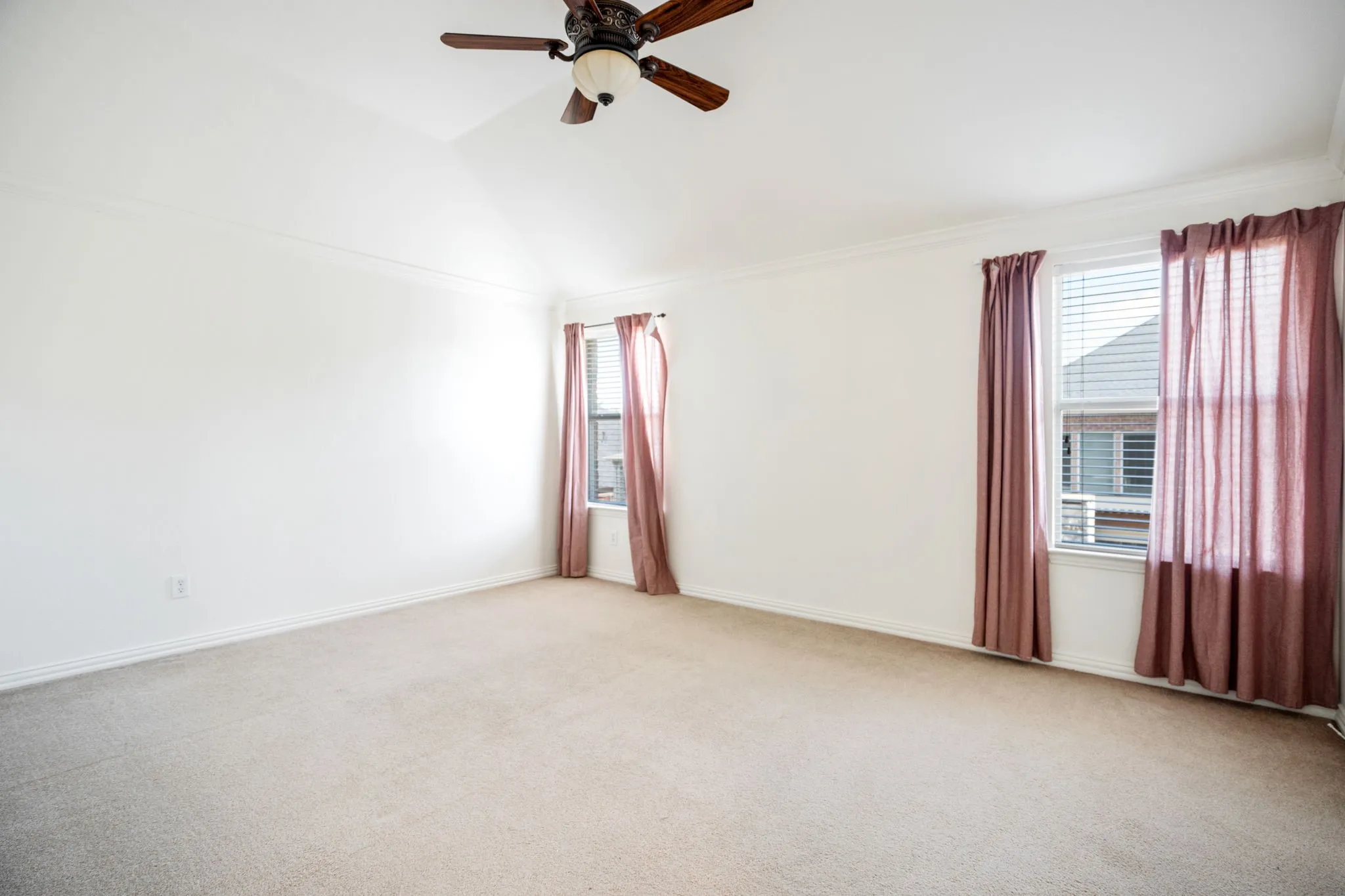 Single Family Residence For Sale in Denton County , 2344 Chenault Drive, Frisco, Texas 75033, 4 Bedroom, 4 Bathroom, 2 Garage spaces, 3,705 Sqft, built in 2006, Price $698,500, mls#21317442, Real Estate Agent in Frisco, Homes For Sale in Denton county, Homes For Sale in Frisco, Realtor in Frisco Texas, Real Estate Brokerage Independent Realty Texas, Luminita Cordes Realtor