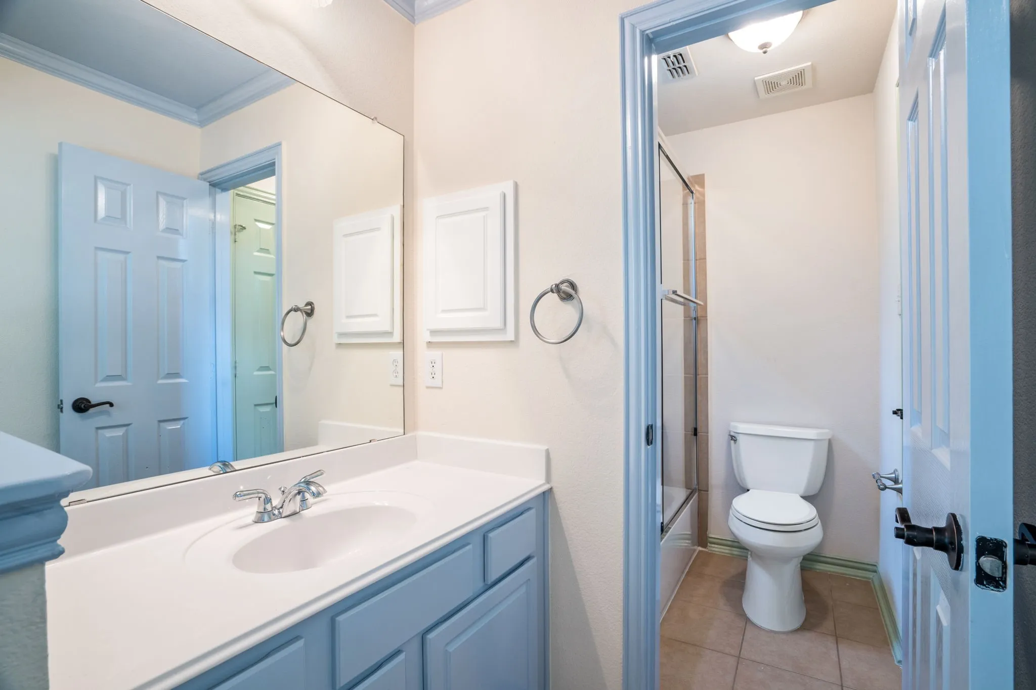 Single Family Residence For Sale in Denton County , 2344 Chenault Drive, Frisco, Texas 75033, 4 Bedroom, 4 Bathroom, 2 Garage spaces, 3,705 Sqft, built in 2006, Price $698,500, mls#21317442, Real Estate Agent in Frisco, Homes For Sale in Denton county, Homes For Sale in Frisco, Realtor in Frisco Texas, Real Estate Brokerage Independent Realty Texas, Luminita Cordes Realtor