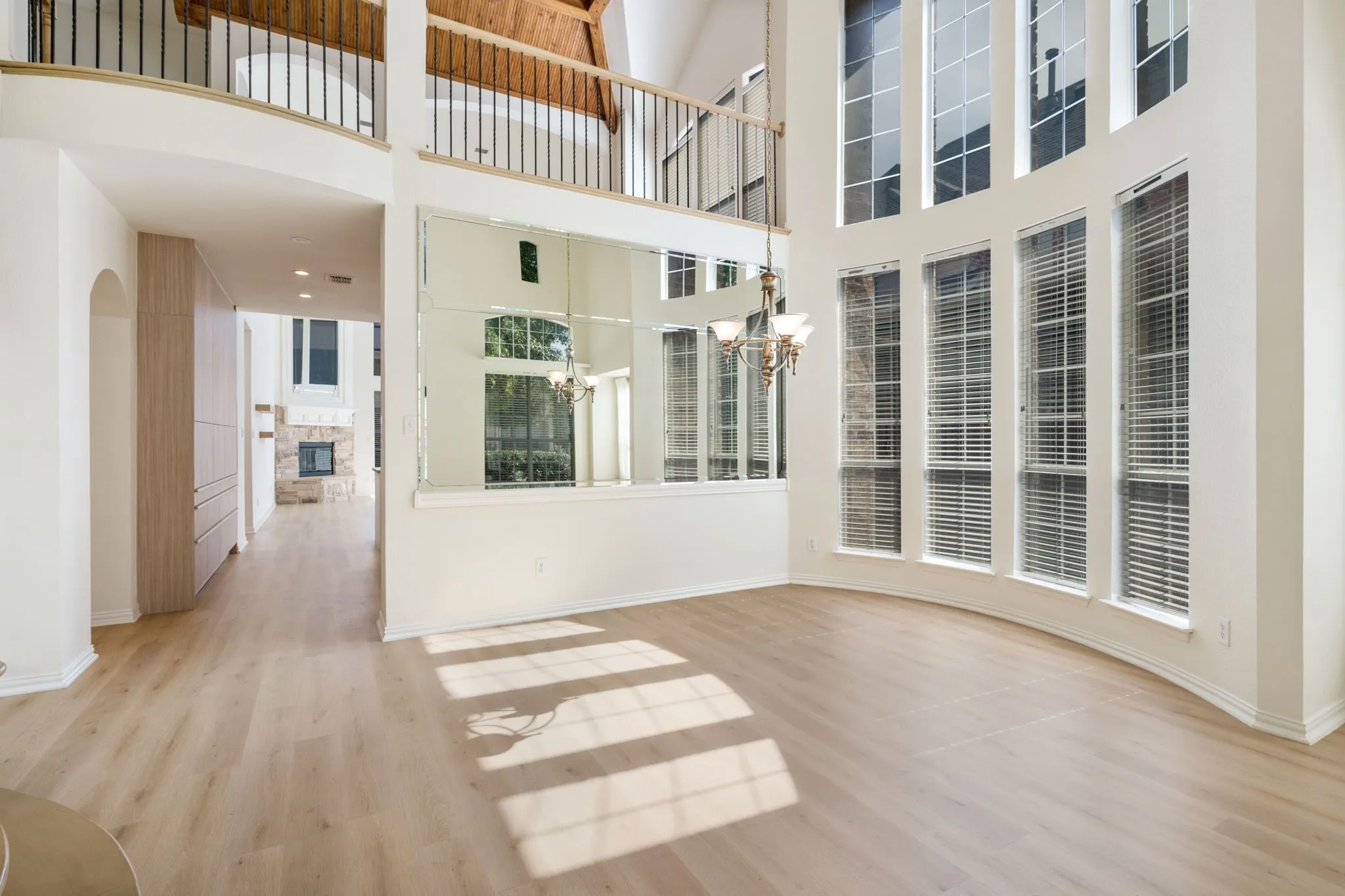 Single Family Residence For Sale in Denton County , 2344 Chenault Drive, Frisco, Texas 75033, 4 Bedroom, 4 Bathroom, 2 Garage spaces, 3,705 Sqft, built in 2006, Price $698,500, mls#21317442, Real Estate Agent in Frisco, Homes For Sale in Denton county, Homes For Sale in Frisco, Realtor in Frisco Texas, Real Estate Brokerage Independent Realty Texas, Luminita Cordes Realtor