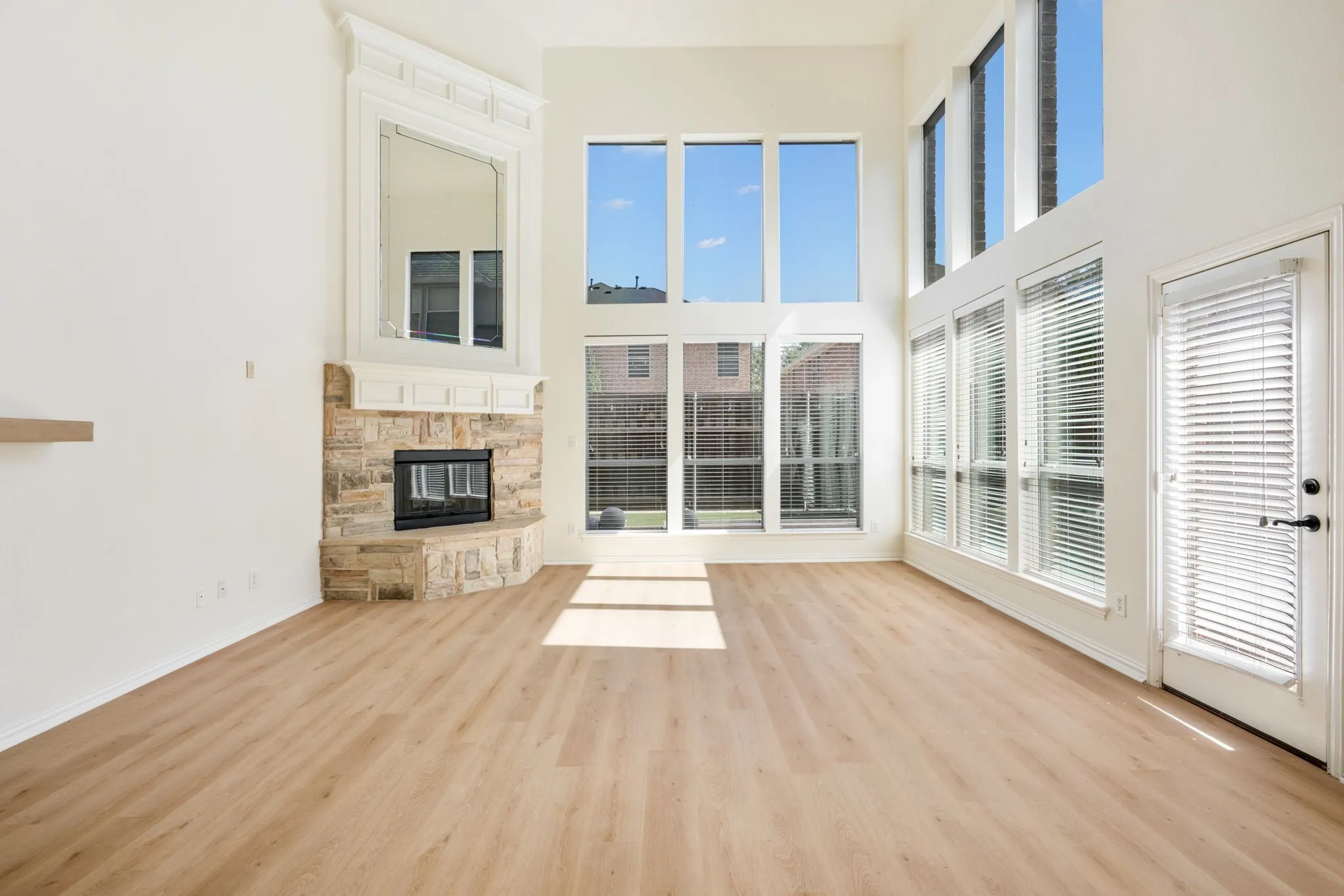 Single Family Residence For Sale in Denton County , 2344 Chenault Drive, Frisco, Texas 75033, 4 Bedroom, 4 Bathroom, 2 Garage spaces, 3,705 Sqft, built in 2006, Price $698,500, mls#21317442, Real Estate Agent in Frisco, Homes For Sale in Denton county, Homes For Sale in Frisco, Realtor in Frisco Texas, Real Estate Brokerage Independent Realty Texas, Luminita Cordes Realtor