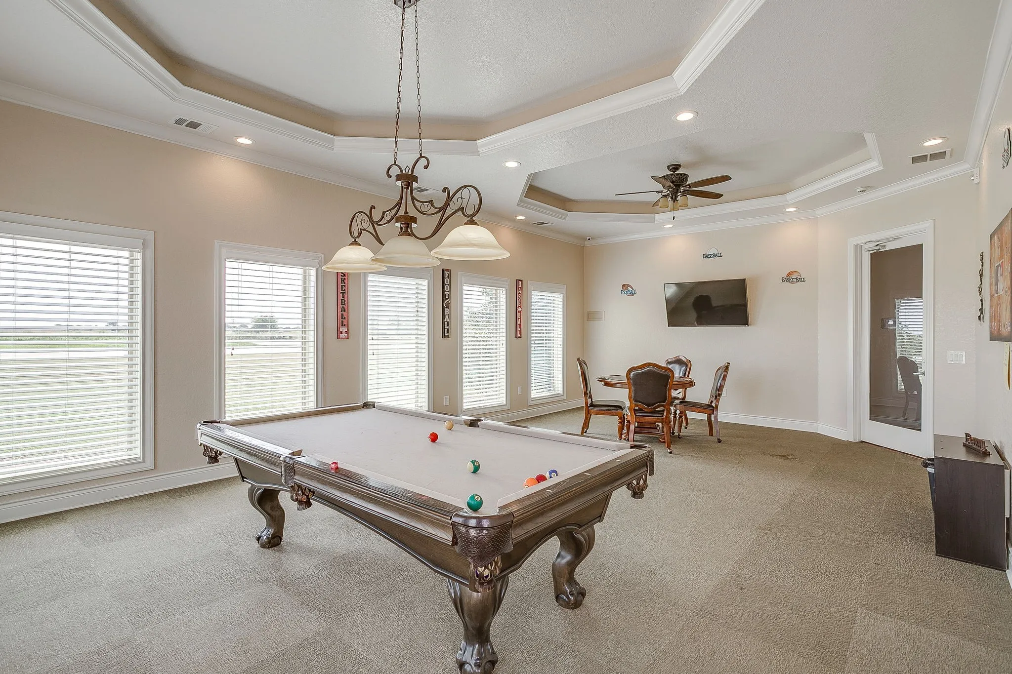Apartment For Rent in Johnson County , 301 County Road 207 1204, Alvarado, Texas 76009, 1 Bedroom, 1 Bathroom, Garage spaces, 836 Sqft, built in 2015, mls#21331529, Real Estate Agent in Alvarado, Homes For Rent in Johnson county, Homes For Rent in Alvarado, Realtor in Alvarado Texas, Real Estate Brokerage Independent Realty Texas, Luminita Cordes Realtor
