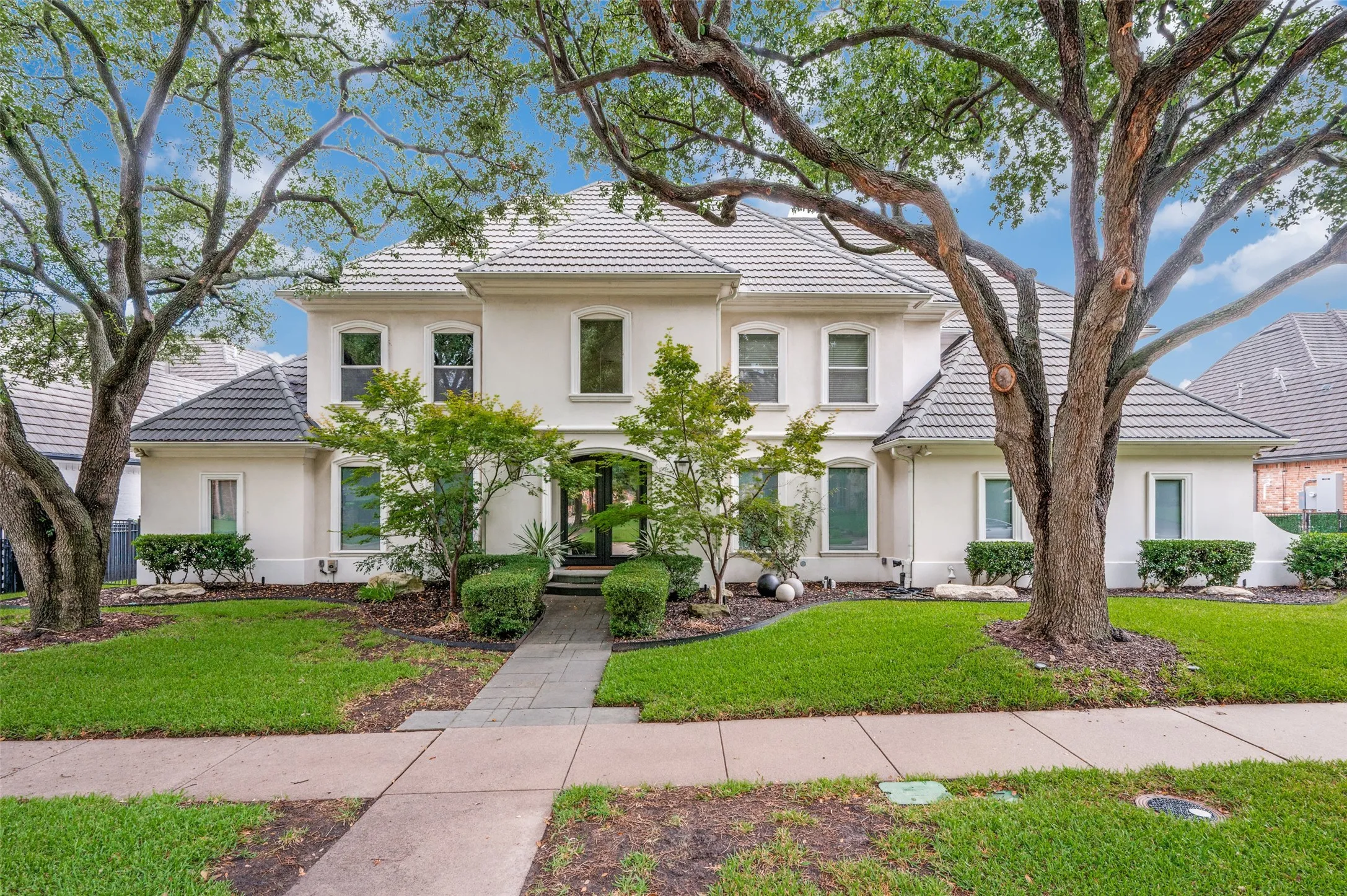 Single Family Residence For Rent in Denton County , 29 Windsor Ridge, Frisco, Texas 75034, 4 Bedroom, 5 Bathroom, 4 Garage spaces, 4,802 Sqft, built in 1996, Price $7,500, mls#21331534, Real Estate Agent in Frisco, Homes For Rent in Denton county, Homes For Rent in Frisco, Realtor in Frisco Texas, Real Estate Brokerage Independent Realty Texas, Luminita Cordes Realtor