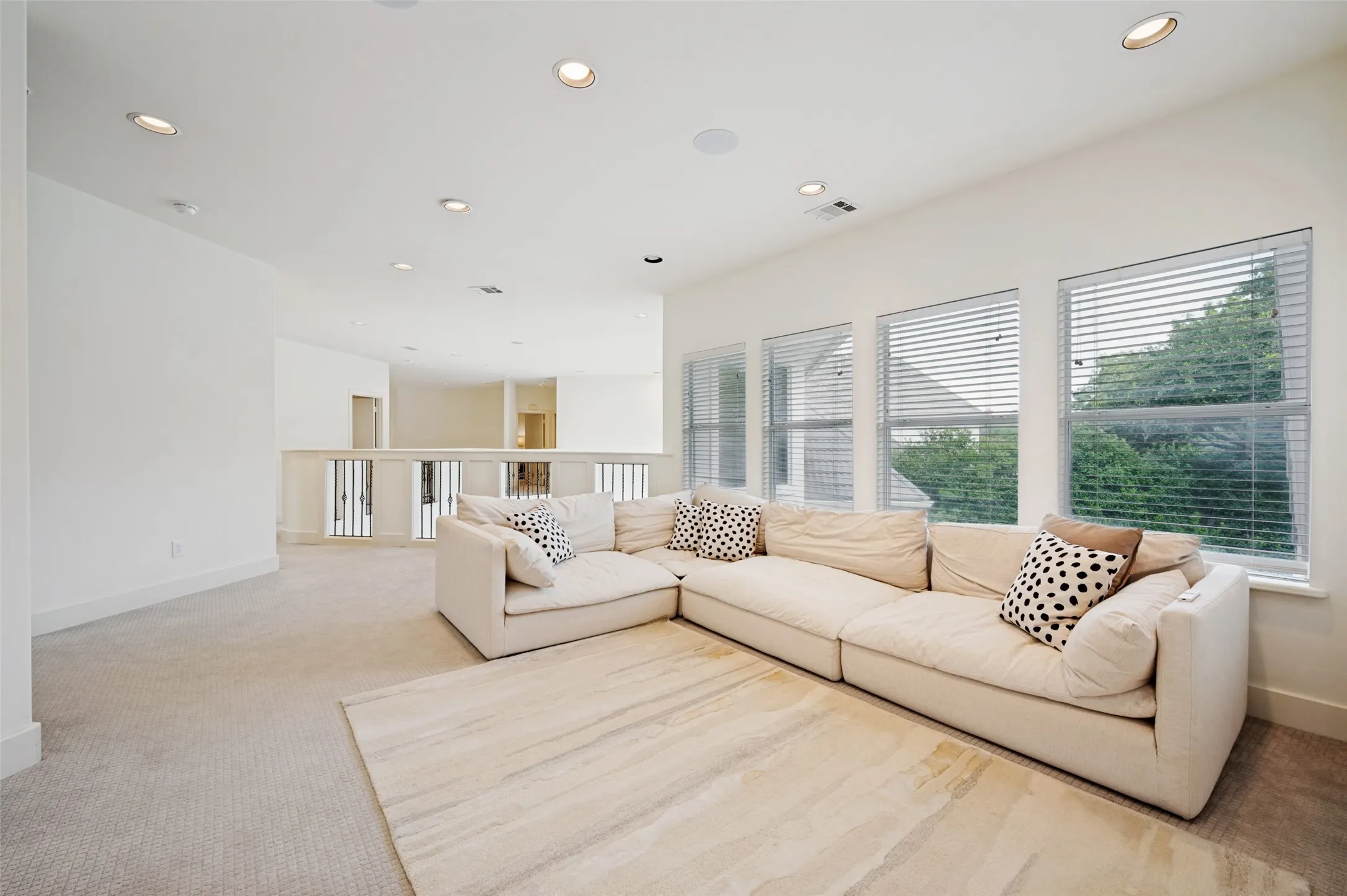 Single Family Residence For Rent in Denton County , 29 Windsor Ridge, Frisco, Texas 75034, 4 Bedroom, 5 Bathroom, 4 Garage spaces, 4,802 Sqft, built in 1996, Price $7,500, mls#21331534, Real Estate Agent in Frisco, Homes For Rent in Denton county, Homes For Rent in Frisco, Realtor in Frisco Texas, Real Estate Brokerage Independent Realty Texas, Luminita Cordes Realtor