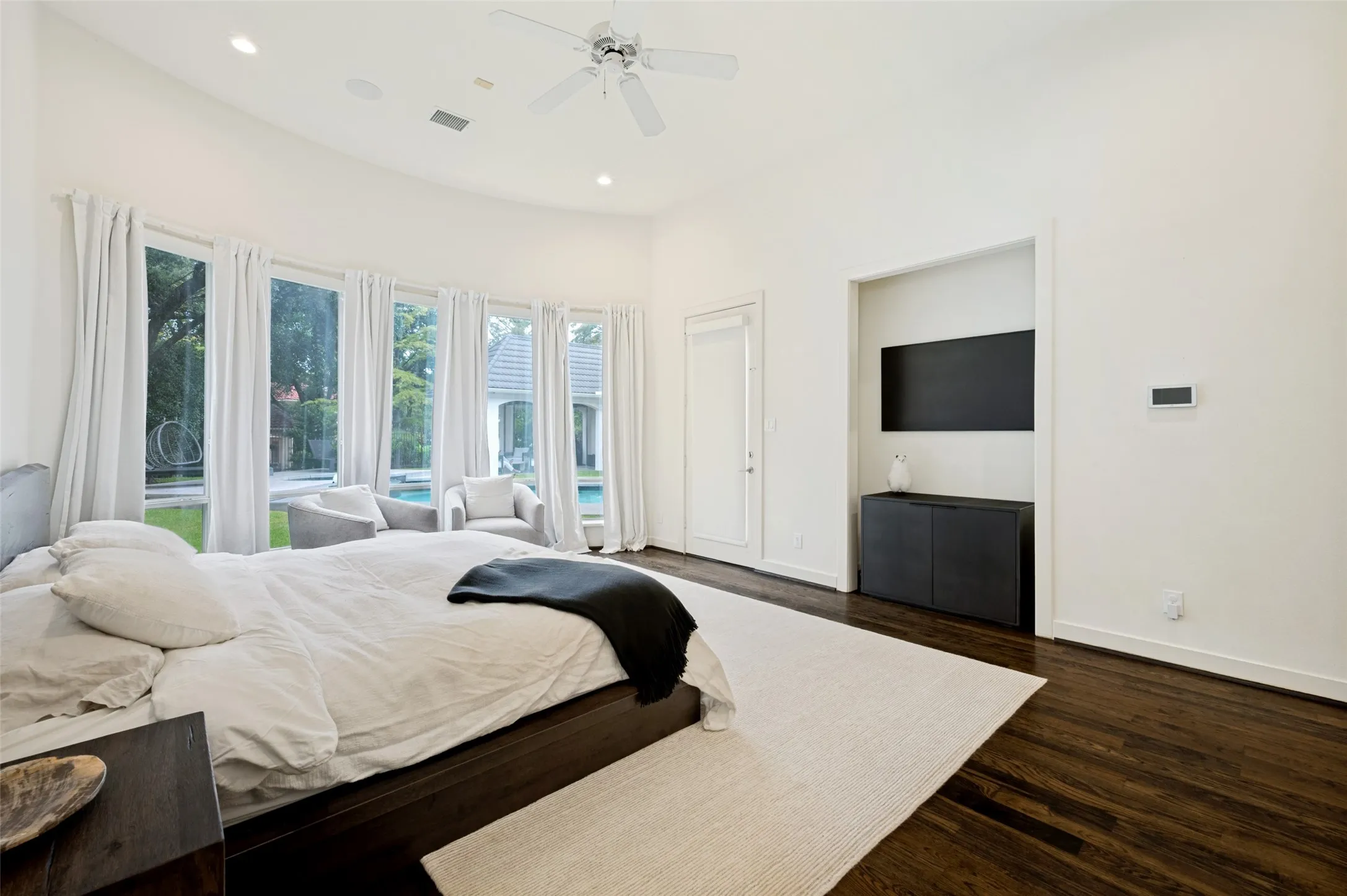 Single Family Residence For Rent in Denton County , 29 Windsor Ridge, Frisco, Texas 75034, 4 Bedroom, 5 Bathroom, 4 Garage spaces, 4,802 Sqft, built in 1996, Price $7,500, mls#21331534, Real Estate Agent in Frisco, Homes For Rent in Denton county, Homes For Rent in Frisco, Realtor in Frisco Texas, Real Estate Brokerage Independent Realty Texas, Luminita Cordes Realtor