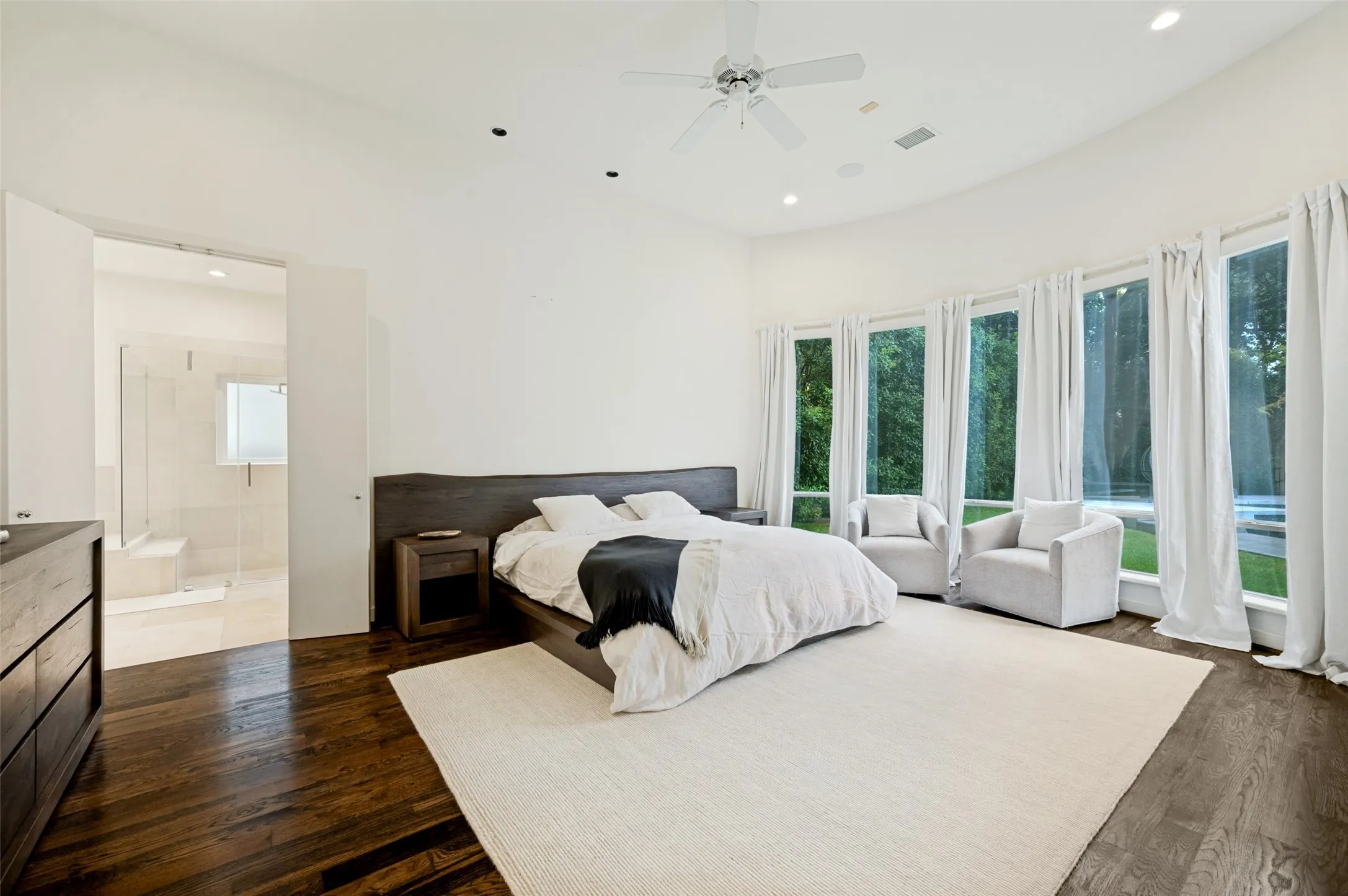 Single Family Residence For Rent in Denton County , 29 Windsor Ridge, Frisco, Texas 75034, 4 Bedroom, 5 Bathroom, 4 Garage spaces, 4,802 Sqft, built in 1996, Price $7,500, mls#21331534, Real Estate Agent in Frisco, Homes For Rent in Denton county, Homes For Rent in Frisco, Realtor in Frisco Texas, Real Estate Brokerage Independent Realty Texas, Luminita Cordes Realtor