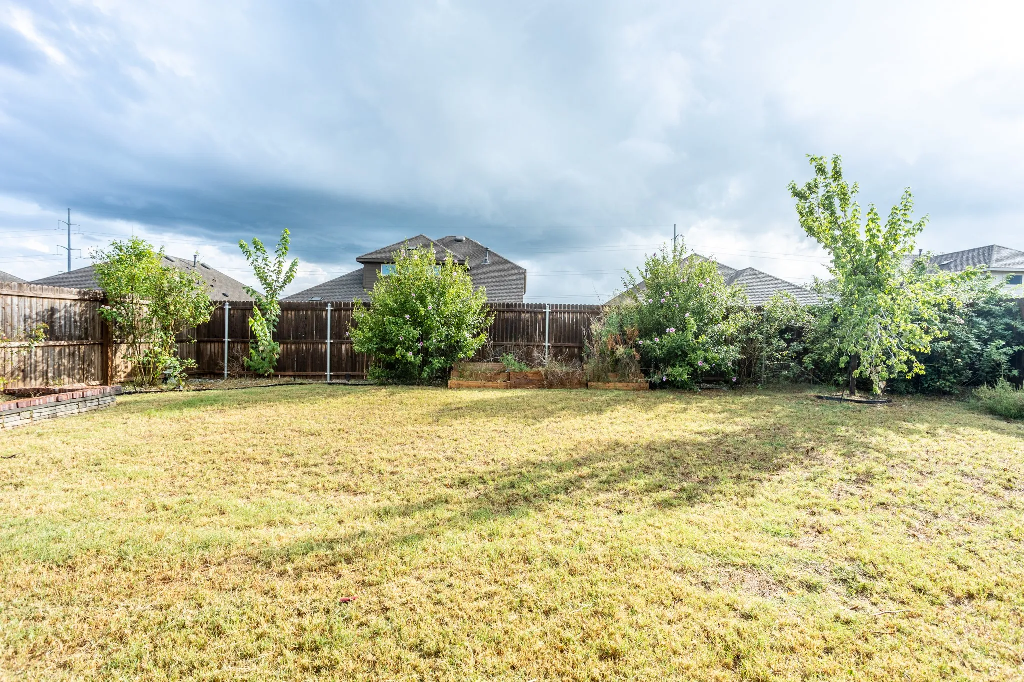 Single Family Residence For Sale in Denton County , 3235 Hunters Glen Drive, Aubrey, Texas 76227, 4 Bedroom, 3 Bathroom, 2 Garage spaces, 2,295 Sqft, built in 2022, mls#21331547, Real Estate Agent in Aubrey, Homes For Sale in Denton county, Homes For Sale in Aubrey, Realtor in Aubrey Texas, Real Estate Brokerage Independent Realty Texas, Luminita Cordes Realtor