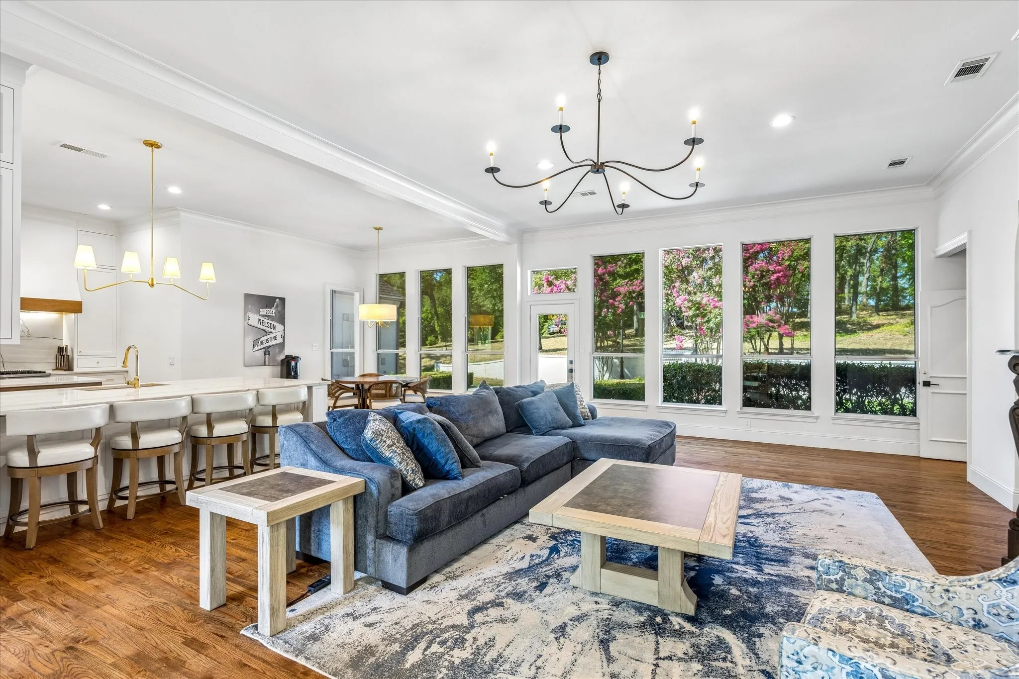 Enjoy friends and family in this living room with gorgeous views!
