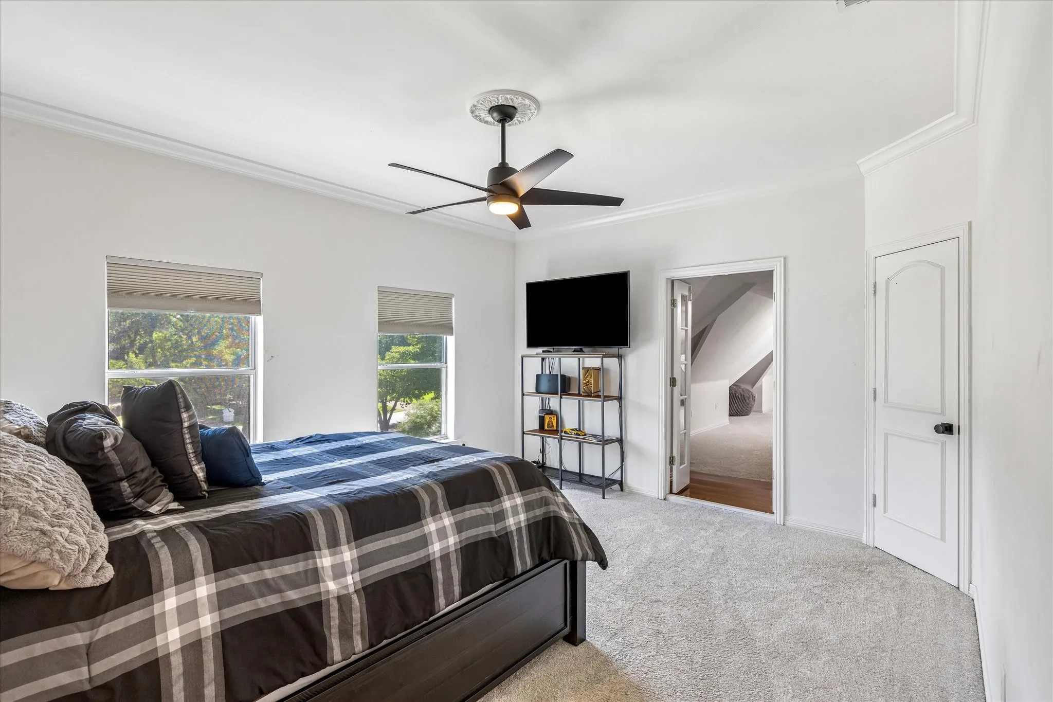 2nd floor bedroom with walk-in closet.