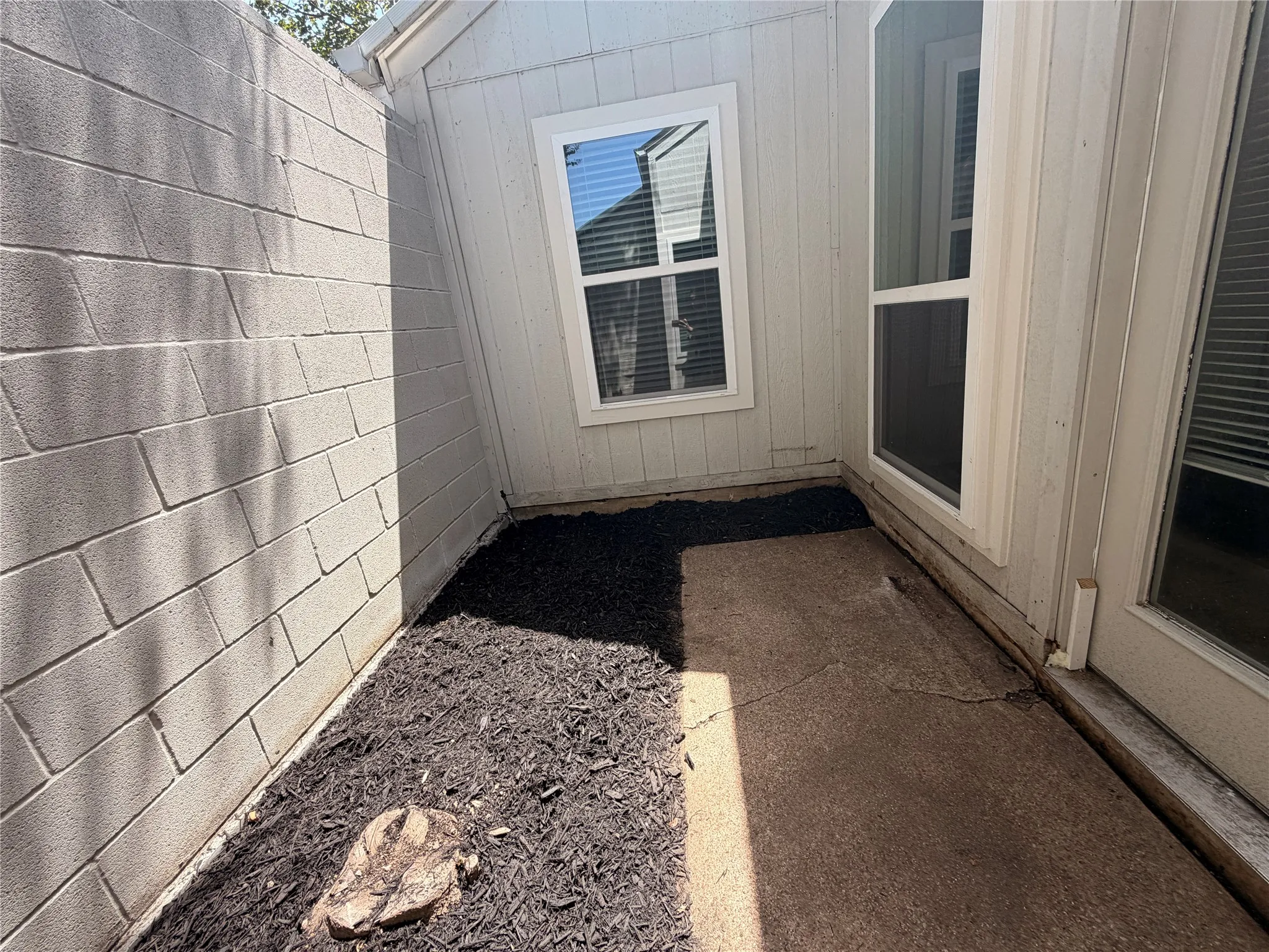 Private porch connected to Master bedroom