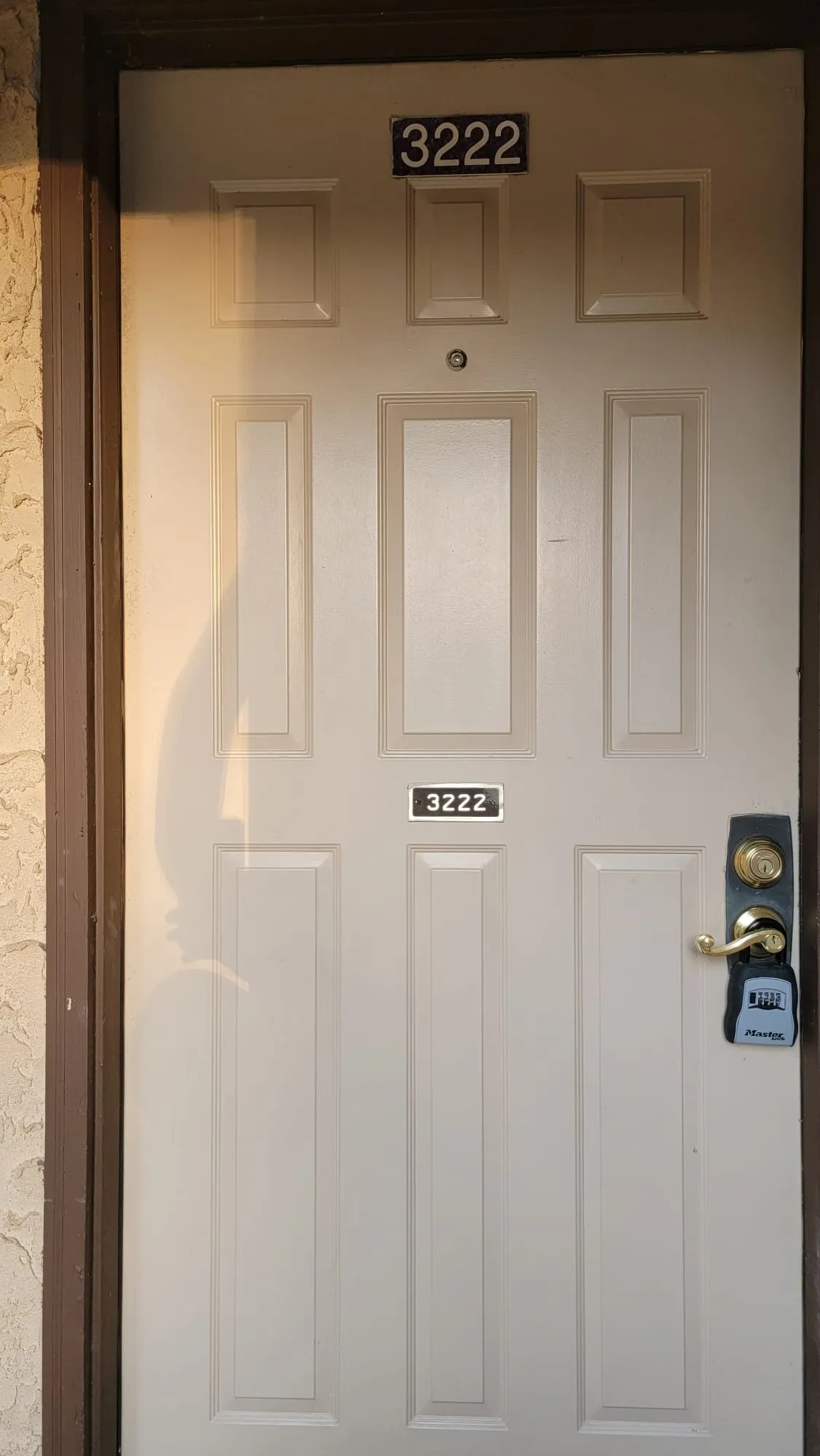 Condominium For Rent in Tarrant County , 2103 Friendly Drive 3222, Arlington, Texas 76011, 2 Bedrooms, 1 Bathroom, Garage spaces, 963 Sqft, built in 1982, Price $1,450, mls#21331501, Real Estate Agent in Arlington, Homes For Rent in Tarrant county, Homes For Rent in Arlington, Realtor in Arlington Texas, Real Estate Brokerage Independent Realty Texas, Luminita Cordes Realtor