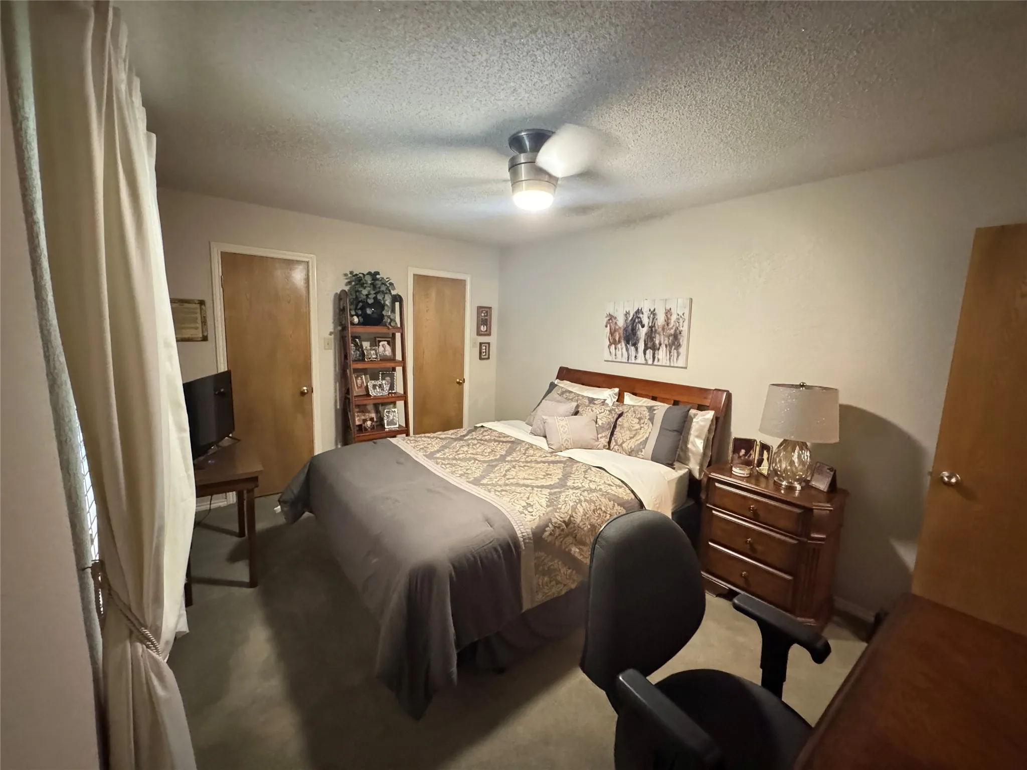 Single Family Residence For Sale in Hood County , 1104 Dove Hollow Road, Granbury, Texas 76048, 3 Bedroom, 2 Bathroom, 2 Garage spaces, 1,790 Sqft, built in 1983, Price $315,000, mls#21331591, Real Estate Agent in Granbury, Homes For Sale in Hood county, Homes For Sale in Granbury, Realtor in Granbury Texas, Real Estate Brokerage Independent Realty Texas, Luminita Cordes Realtor