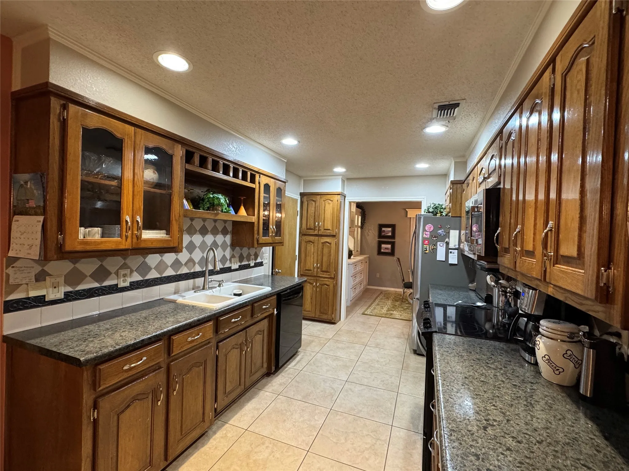 Single Family Residence For Sale in Hood County , 1104 Dove Hollow Road, Granbury, Texas 76048, 3 Bedroom, 2 Bathroom, 2 Garage spaces, 1,790 Sqft, built in 1983, Price $315,000, mls#21331591, Real Estate Agent in Granbury, Homes For Sale in Hood county, Homes For Sale in Granbury, Realtor in Granbury Texas, Real Estate Brokerage Independent Realty Texas, Luminita Cordes Realtor