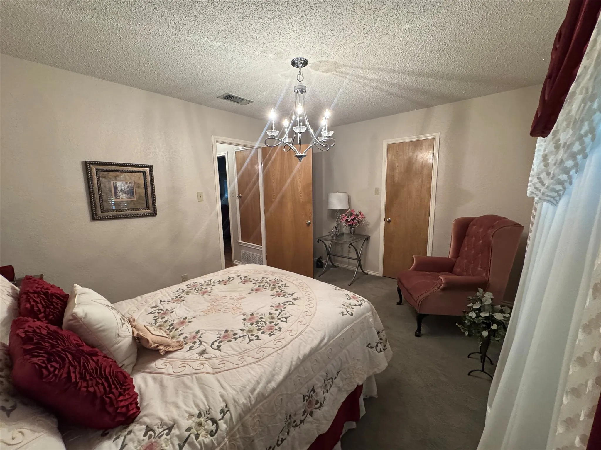 Single Family Residence For Sale in Hood County , 1104 Dove Hollow Road, Granbury, Texas 76048, 3 Bedroom, 2 Bathroom, 2 Garage spaces, 1,790 Sqft, built in 1983, Price $315,000, mls#21331591, Real Estate Agent in Granbury, Homes For Sale in Hood county, Homes For Sale in Granbury, Realtor in Granbury Texas, Real Estate Brokerage Independent Realty Texas, Luminita Cordes Realtor