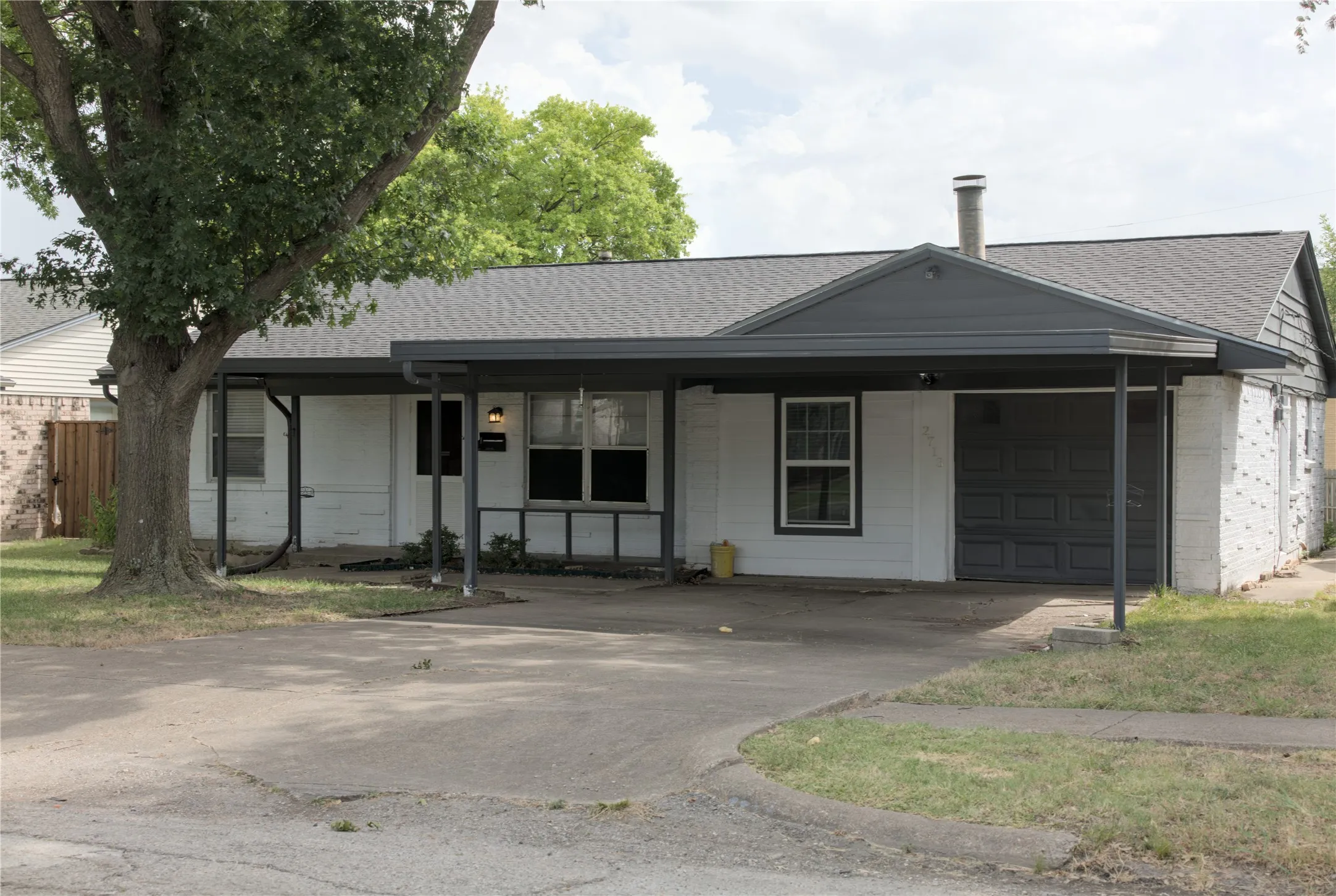 Single Family Residence For Sale in Dallas County , 2713 Westview Drive, Mesquite, Texas 75150, 3 Bedroom, 2 Bathroom, 1 Garage spaces, 1,566 Sqft, built in 1964, mls#21331542, Real Estate Agent in Mesquite, Homes For Sale in Dallas county, Homes For Sale in Mesquite, Realtor in Mesquite Texas, Real Estate Brokerage Independent Realty Texas, Luminita Cordes Realtor