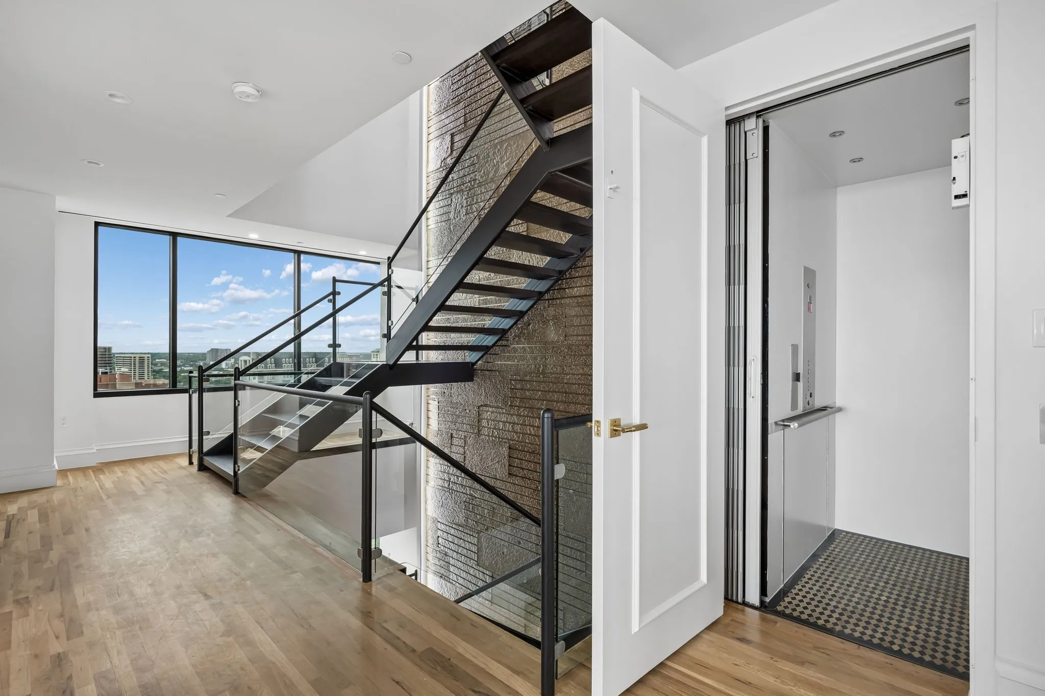 Private Elevator