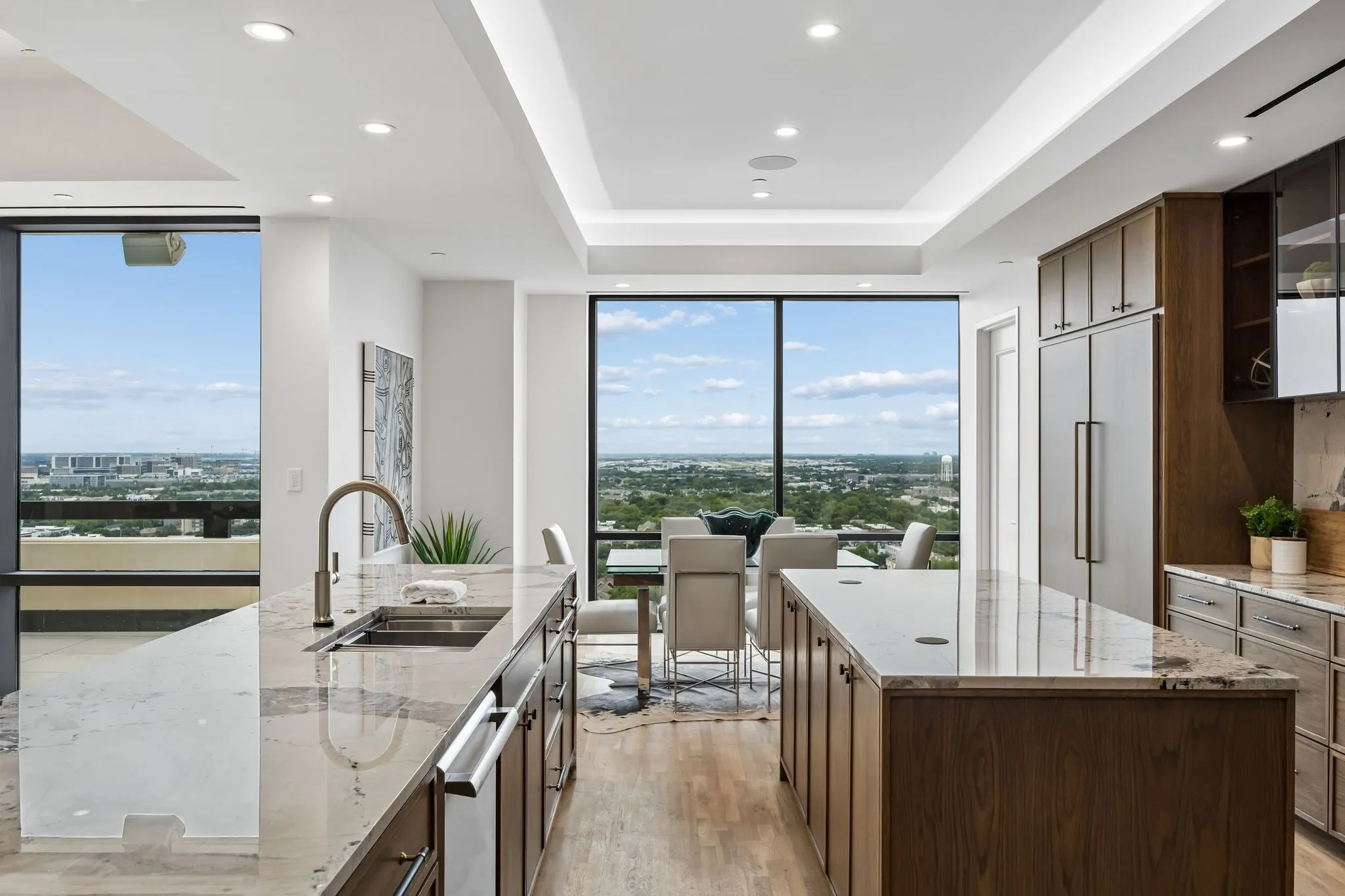 Condominium For Rent in Dallas County , 3111 Welborn Street 1703, Dallas, Texas 75219, 3 Bedroom, 4 Bathroom, 2 Garage spaces, 7,465 Sqft, built in 1985, mls#21256712, Real Estate Agent in Dallas, Homes For Rent in Dallas county, Homes For Rent in Dallas, Realtor in Dallas Texas, Real Estate Brokerage Independent Realty Texas, Luminita Cordes Realtor