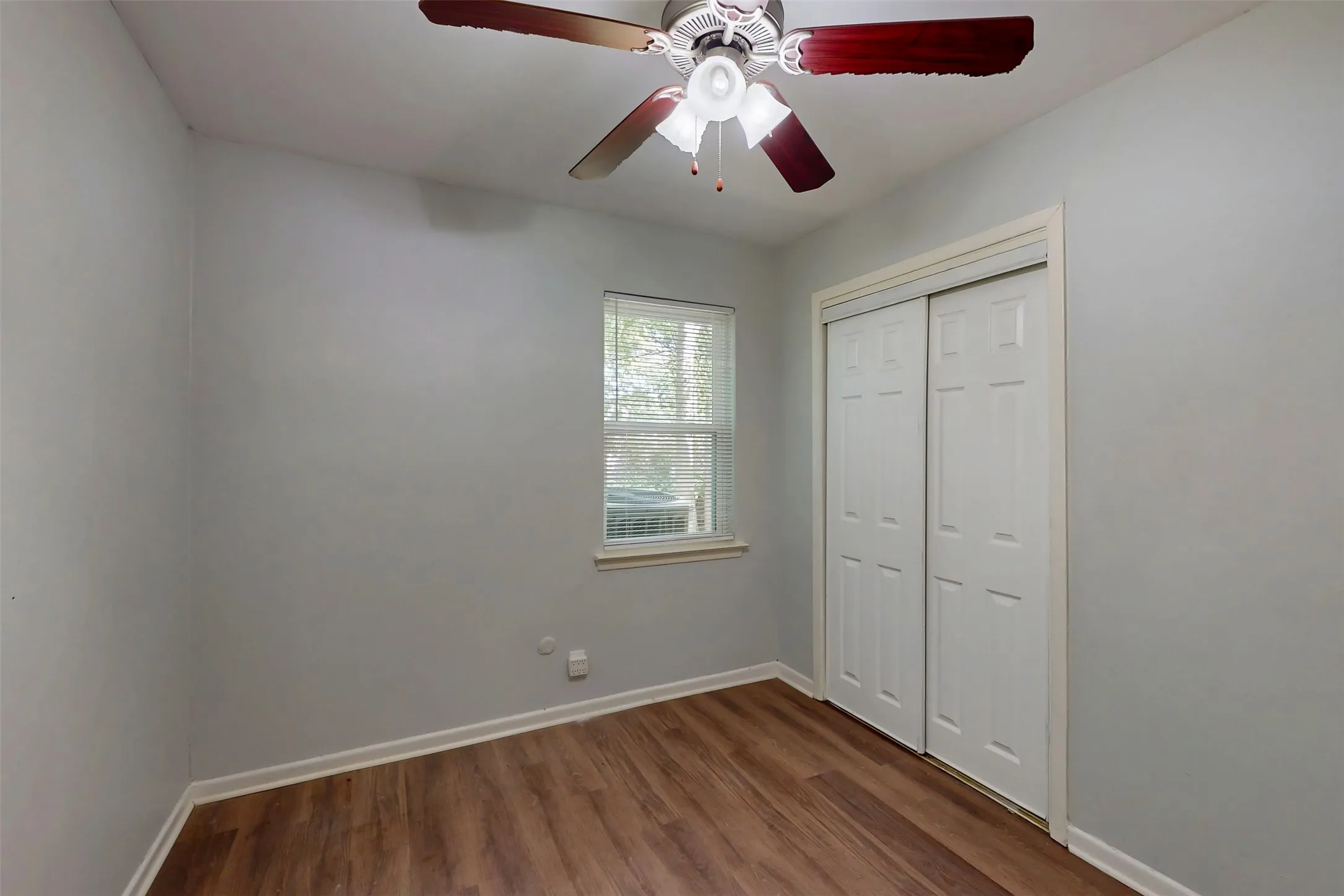 Single Family Residence For Sale in Dallas County , 3351 Caracas Drive, Mesquite, Texas 75150, 6 Bedroom, 3 Bathroom, Garage spaces, 1,550 Sqft, built in 1960, mls#21313784, Real Estate Agent in Mesquite, Homes For Sale in Dallas county, Homes For Sale in Mesquite, Realtor in Mesquite Texas, Real Estate Brokerage Independent Realty Texas, Luminita Cordes Realtor