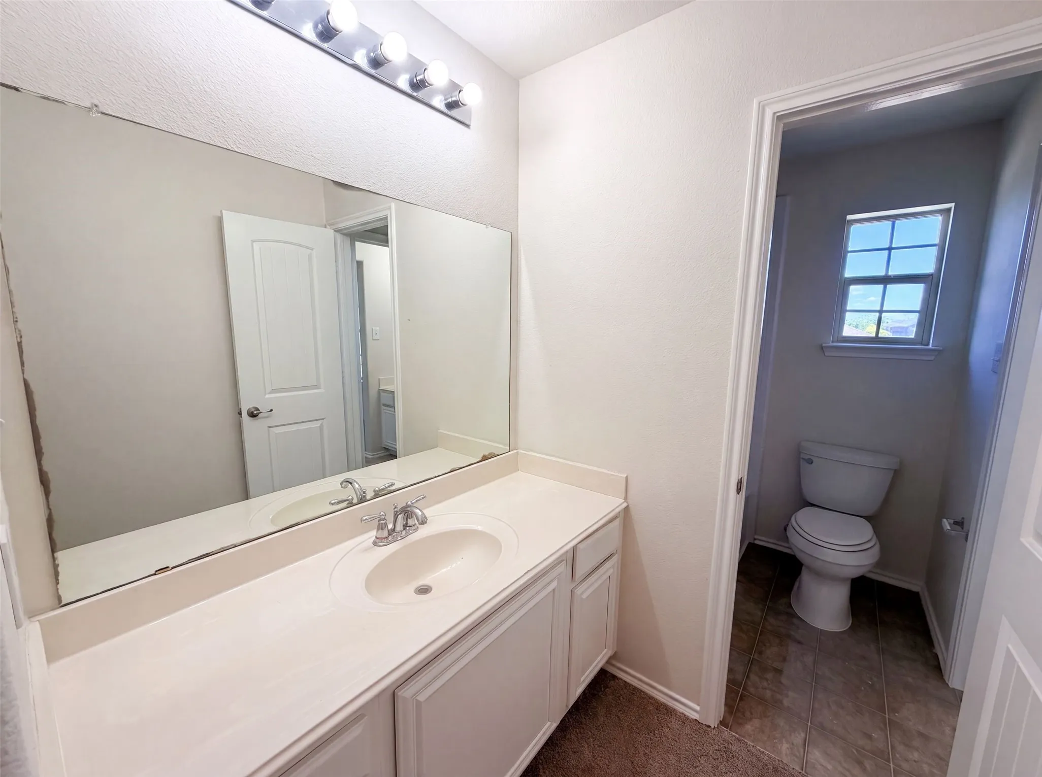 Single Family Residence For Sale in Kaufman County , 4038 Golden Rod Drive, Forney, Texas 75126, 3 Bedroom, 3 Bathroom, 2 Garage spaces, 2,205 Sqft, built in 2009, mls#21331634, Real Estate Agent in Forney, Homes For Sale in Kaufman county, Homes For Sale in Forney, Realtor in Forney Texas, Real Estate Brokerage Independent Realty Texas, Luminita Cordes Realtor