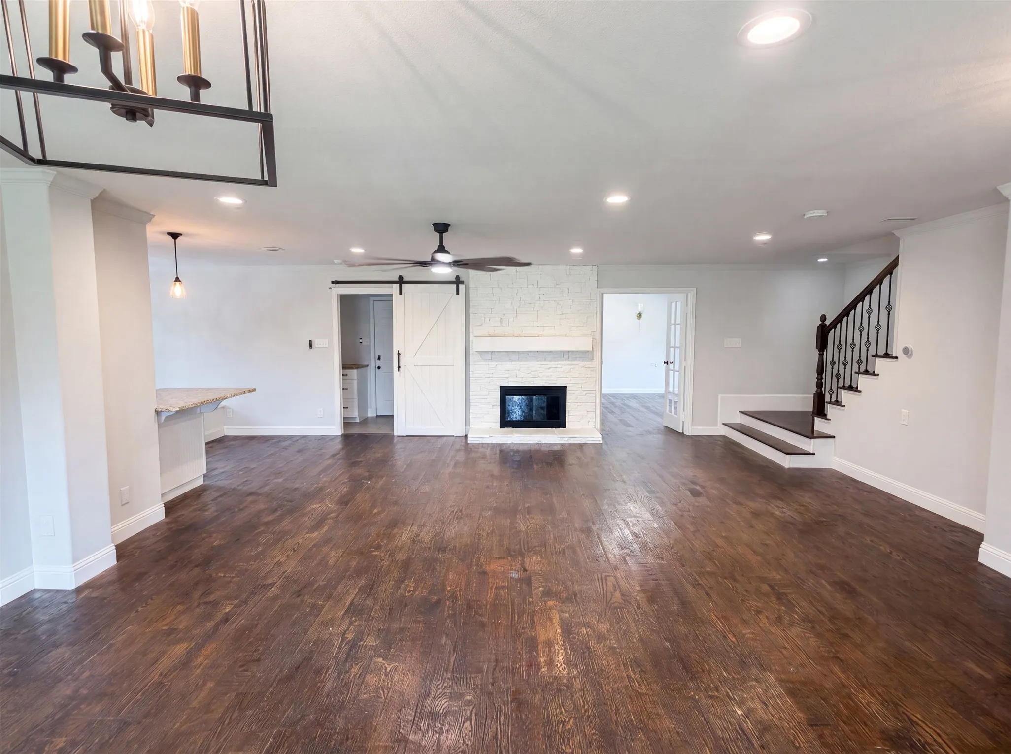 Single Family Residence For Sale in Dallas County , 3308 Brookhaven Club Drive, Farmers Branch, Texas 75234, 4 Bedroom, 3 Bathroom, 2 Garage spaces, 2,659 Sqft, built in 1966, mls#21331635, Real Estate Agent in Farmers Branch, Homes For Sale in Dallas county, Homes For Sale in Farmers Branch, Realtor in Farmers Branch Texas, Real Estate Brokerage Independent Realty Texas, Luminita Cordes Realtor