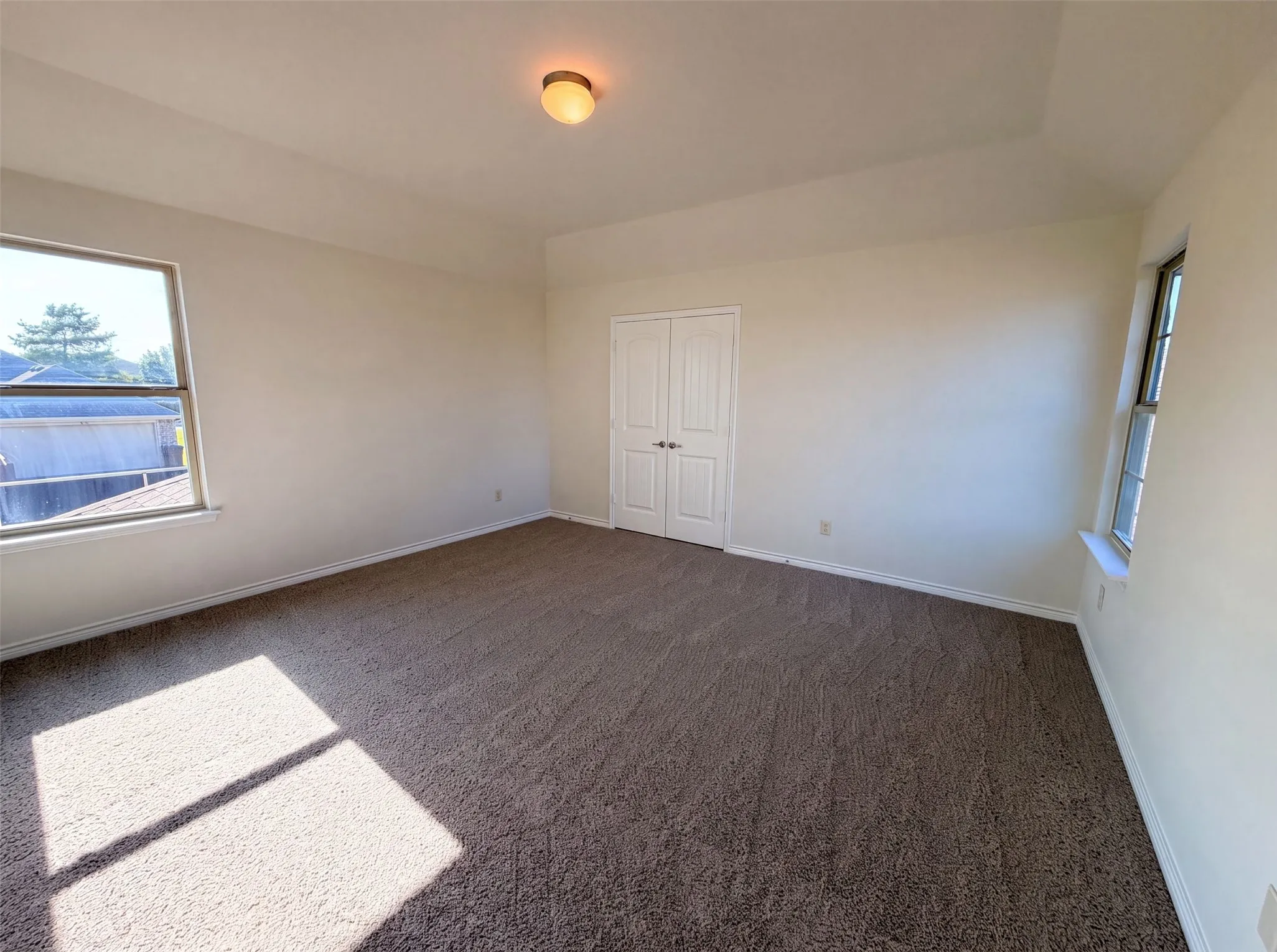 Single Family Residence For Sale in Collin County , 1217 Maverick Lane, Royse City, Texas 75189, 4 Bedroom, 3 Bathroom, 2 Garage spaces, 2,470 Sqft, built in 2014, mls#21331641, Real Estate Agent in Royse City, Homes For Sale in Collin county, Homes For Sale in Royse City, Realtor in Royse City Texas, Real Estate Brokerage Independent Realty Texas, Luminita Cordes Realtor