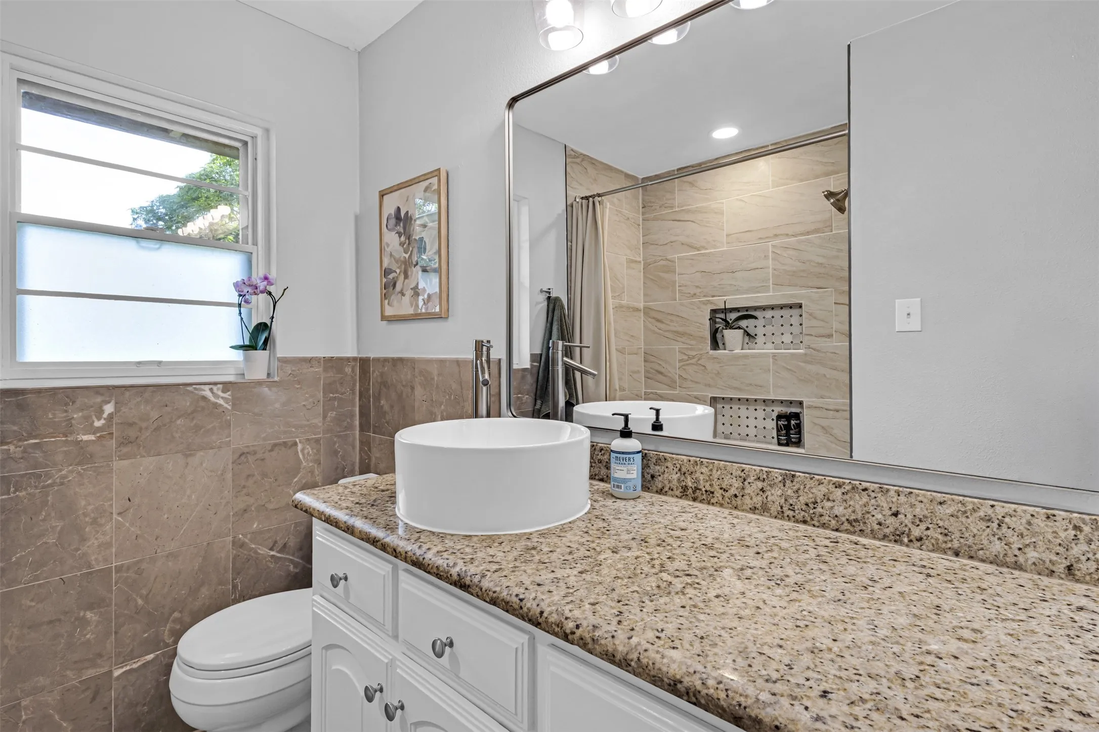 Single Family Residence For Sale in Dallas County , 603 W Belt Line Road, Richardson, Texas 75080, 3 Bedroom, 2 Bathroom, 1 Garage spaces, 1,312 Sqft, built in 1956, mls#21329329, Real Estate Agent in Richardson, Homes For Sale in Dallas county, Homes For Sale in Richardson, Realtor in Richardson Texas, Real Estate Brokerage Independent Realty Texas, Luminita Cordes Realtor