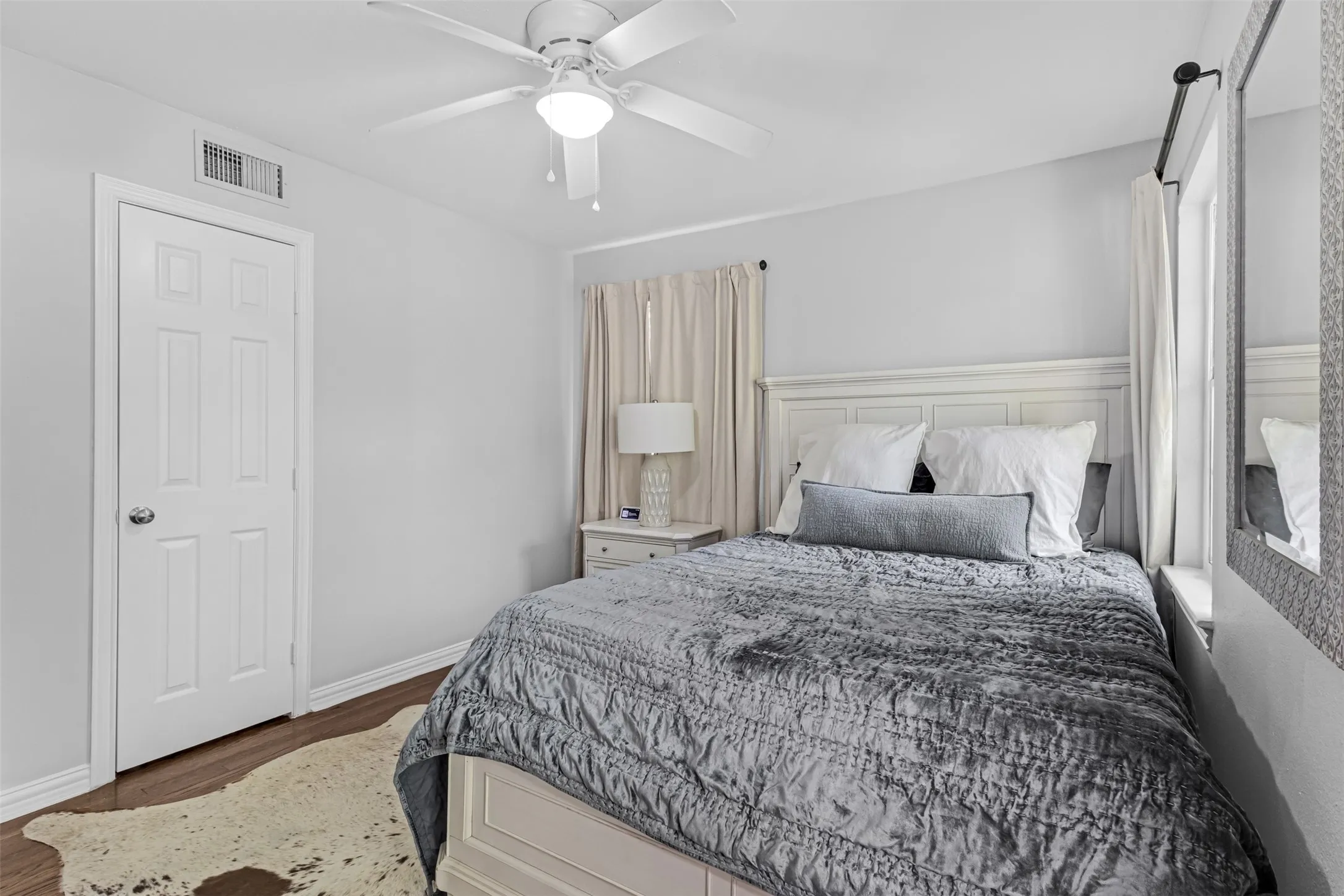 Single Family Residence For Sale in Dallas County , 603 W Belt Line Road, Richardson, Texas 75080, 3 Bedroom, 2 Bathroom, 1 Garage spaces, 1,312 Sqft, built in 1956, mls#21329329, Real Estate Agent in Richardson, Homes For Sale in Dallas county, Homes For Sale in Richardson, Realtor in Richardson Texas, Real Estate Brokerage Independent Realty Texas, Luminita Cordes Realtor