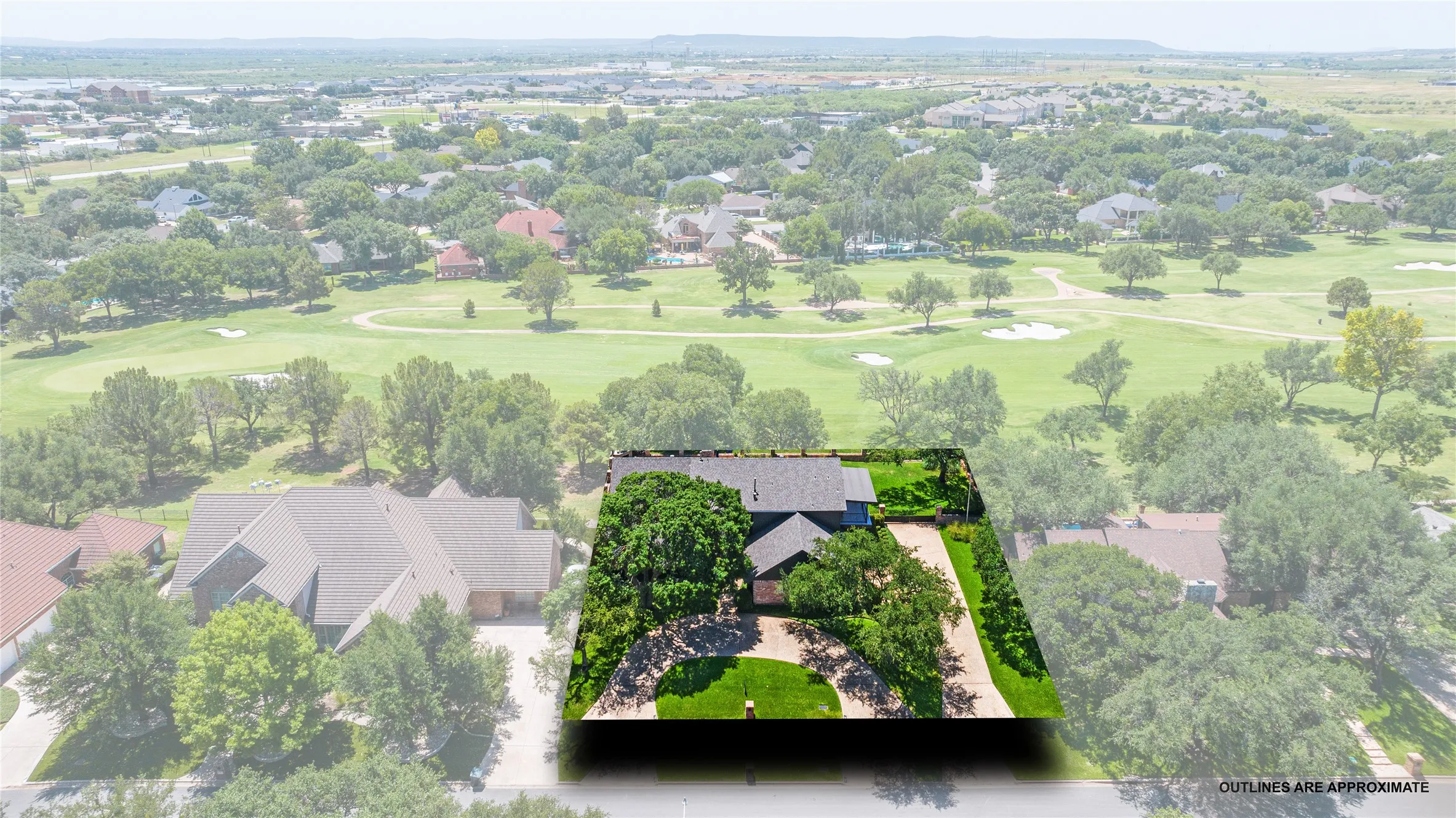 Single Family Residence For Sale in Taylor County , 15 Muirfield Street, Abilene, Texas 79606, 3 Bedroom, 4 Bathroom, 2 Garage spaces, 3,439 Sqft, built in 1981, mls#21331469, Real Estate Agent in Abilene, Homes For Sale in Taylor county, Homes For Sale in Abilene, Realtor in Abilene Texas, Real Estate Brokerage Independent Realty Texas, Luminita Cordes Realtor