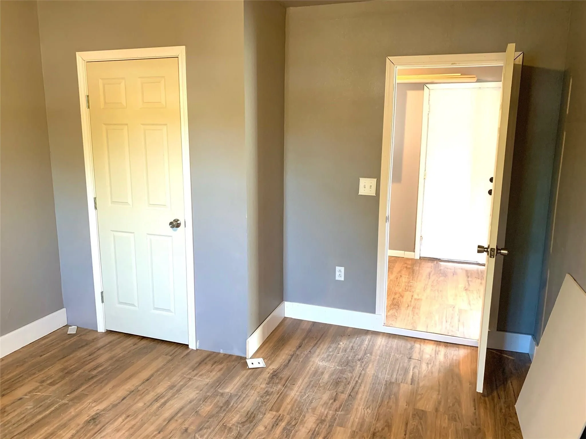 Single Family Residence For Rent in Taylor County , 4 Carson Circle, Merkel, Texas 79536, 4 Bedroom, 1 Bathroom, Garage spaces, 1,325 Sqft, built in 1982, mls#21331664, Real Estate Agent in Merkel, Homes For Rent in Taylor county, Homes For Rent in Merkel, Realtor in Merkel Texas, Real Estate Brokerage Independent Realty Texas, Luminita Cordes Realtor