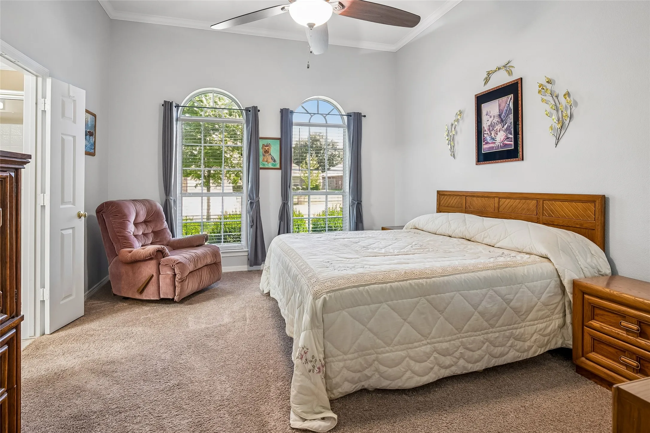 Single Family Residence For Sale in Tarrant County , 516 Hazelnut Court, Saginaw, Texas 76179, 3 Bedroom, 3 Bathroom, 2 Garage spaces, 2,304 Sqft, built in 2002, mls#21327140, Real Estate Agent in Saginaw, Homes For Sale in Tarrant county, Homes For Sale in Saginaw, Realtor in Saginaw Texas, Real Estate Brokerage Independent Realty Texas, Luminita Cordes Realtor