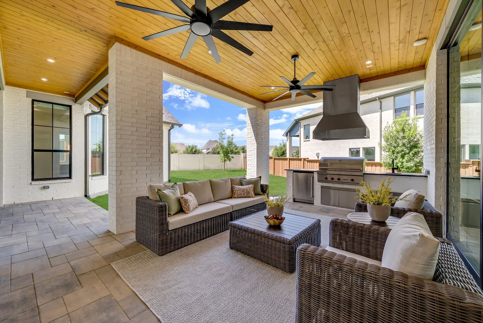 Single Family Residence For Sale in Denton County , 3895 Lacefield Drive, Frisco, Texas 75033, 5 Bedroom, 8 Bathroom, 3 Garage spaces, 4,209 Sqft, built in 2024, mls#21323484, Real Estate Agent in Frisco, Homes For Sale in Denton county, Homes For Sale in Frisco, Realtor in Frisco Texas, Real Estate Brokerage Independent Realty Texas, Luminita Cordes Realtor
