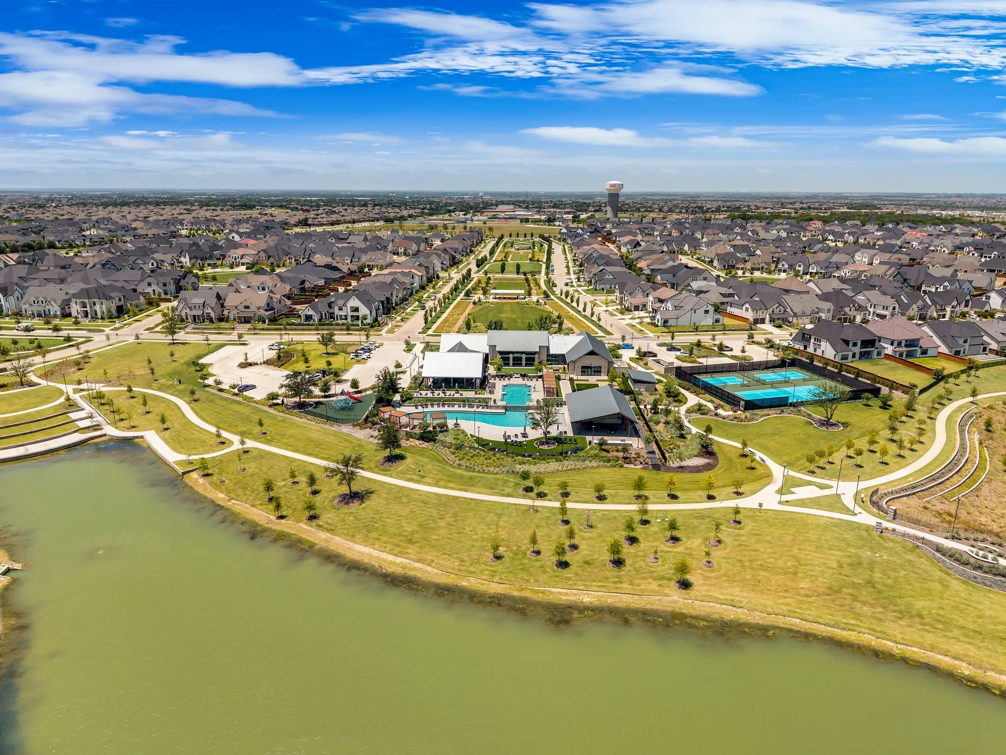 Single Family Residence For Sale in Denton County , 3895 Lacefield Drive, Frisco, Texas 75033, 5 Bedroom, 8 Bathroom, 3 Garage spaces, 4,209 Sqft, built in 2024, mls#21323484, Real Estate Agent in Frisco, Homes For Sale in Denton county, Homes For Sale in Frisco, Realtor in Frisco Texas, Real Estate Brokerage Independent Realty Texas, Luminita Cordes Realtor