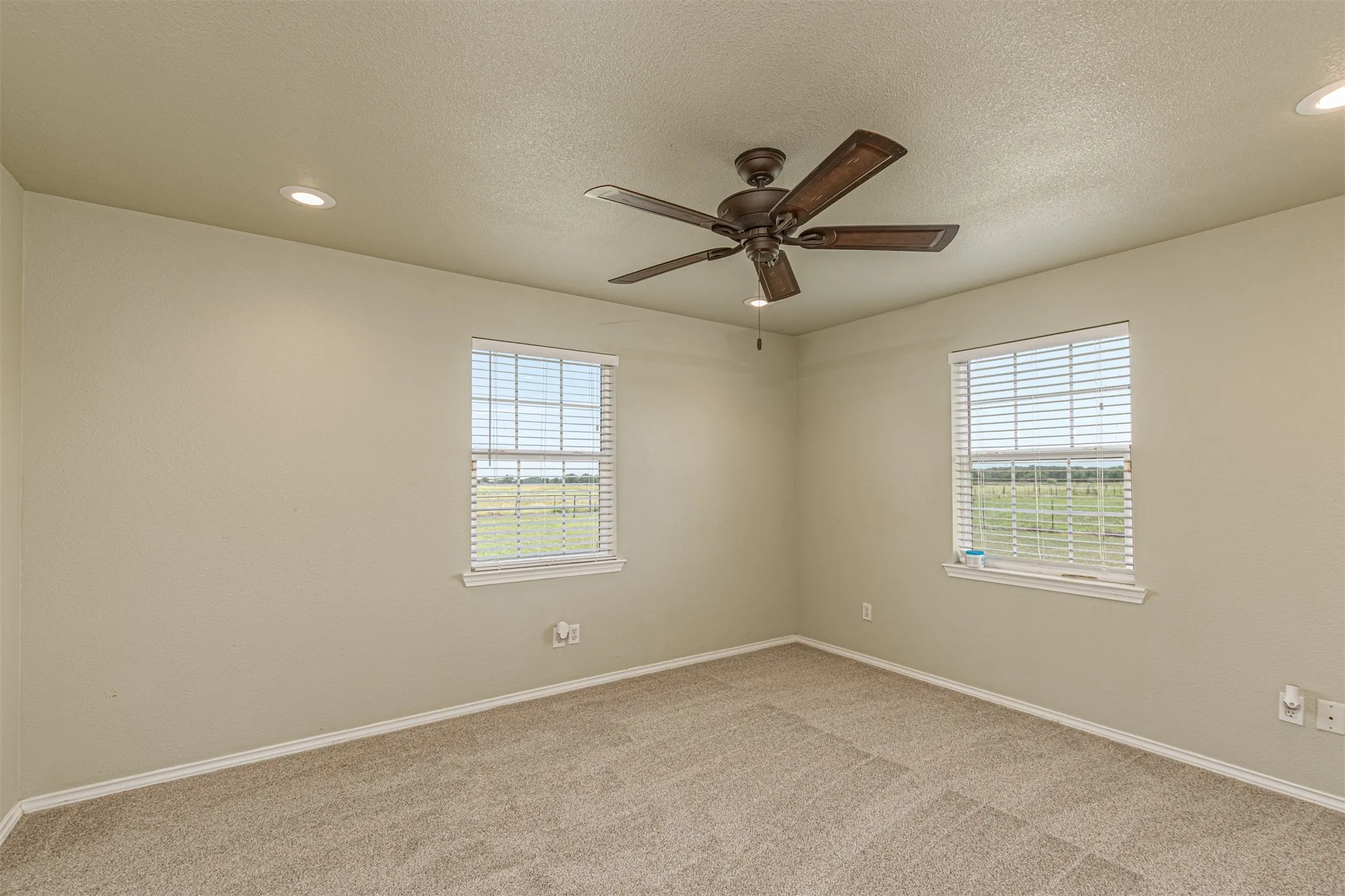 Single Family Residence For Sale in Hunt County , 2721 Fm 2649, Lone Oak, Texas 75453, 3 Bedrooms, 2 Bathrooms, 2 Garage spaces, 1,456 Sqft, built in 1983, Price $435,000, mls#21331564, Real Estate Agent in Lone Oak, Homes For Sale in Hunt county, Homes For Sale in Lone Oak, Realtor in Lone Oak Texas, Real Estate Brokerage Independent Realty Texas, Luminita Cordes Realtor