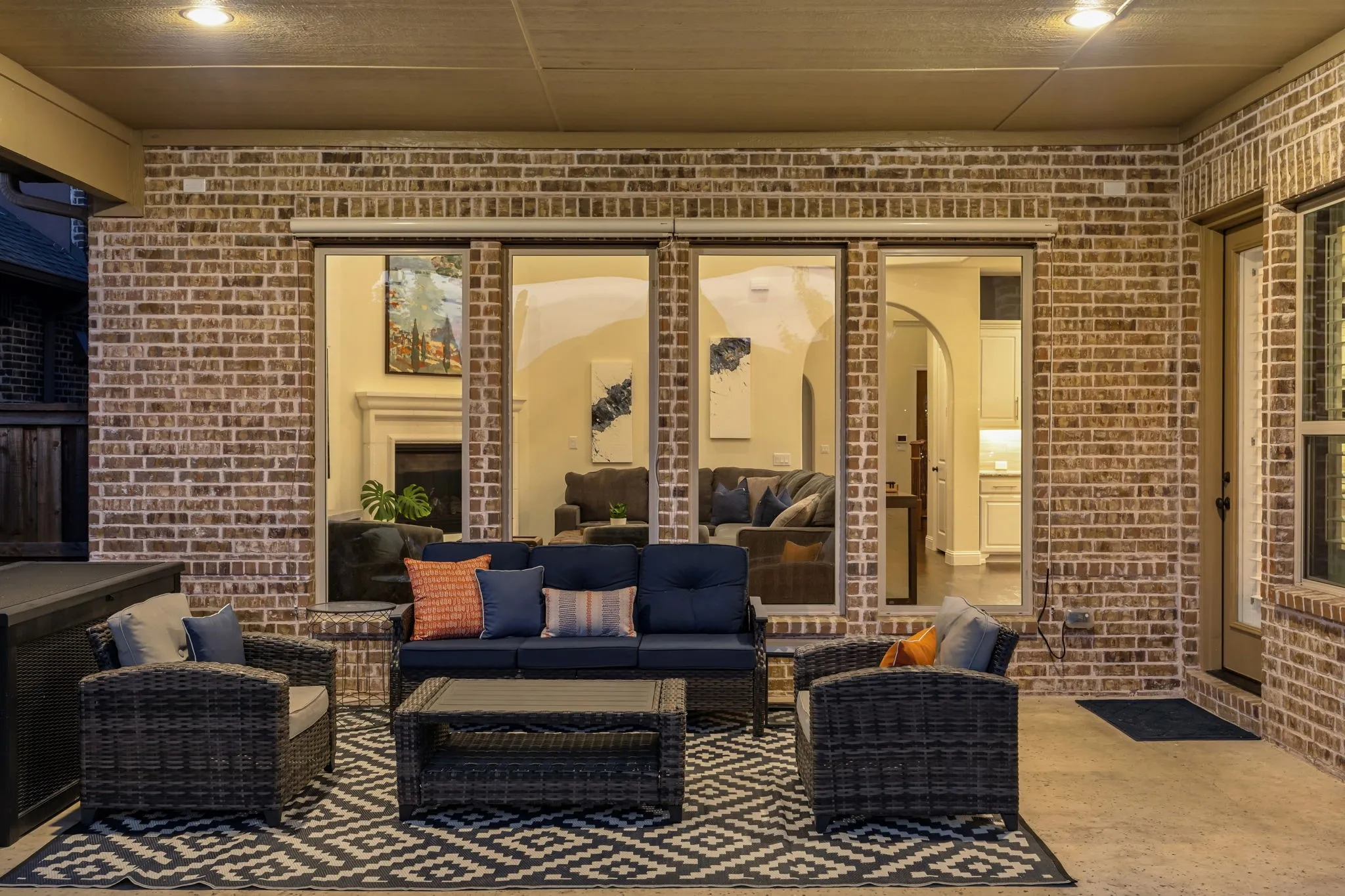 Single Family Residence For Sale in Denton County , 7812 Ivey, The Colony, Texas 75056, 5 Bedroom, 6 Bathroom, 3 Garage spaces, 4,415 Sqft, built in 2017, mls#21329564, Real Estate Agent in The Colony, Homes For Sale in Denton county, Homes For Sale in The Colony, Realtor in The Colony Texas, Real Estate Brokerage Independent Realty Texas, Luminita Cordes Realtor