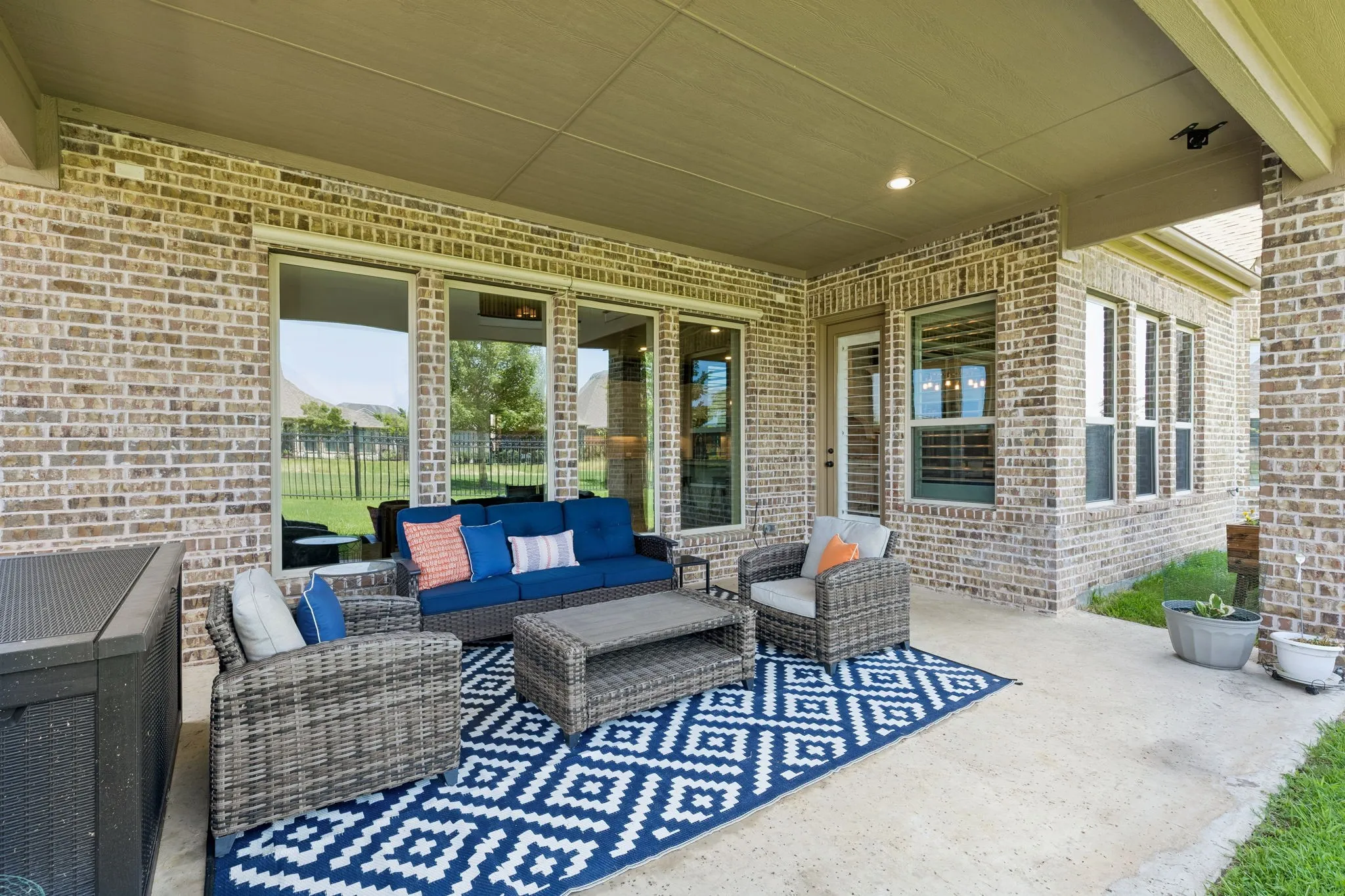 Single Family Residence For Sale in Denton County , 7812 Ivey, The Colony, Texas 75056, 5 Bedroom, 6 Bathroom, 3 Garage spaces, 4,415 Sqft, built in 2017, mls#21329564, Real Estate Agent in The Colony, Homes For Sale in Denton county, Homes For Sale in The Colony, Realtor in The Colony Texas, Real Estate Brokerage Independent Realty Texas, Luminita Cordes Realtor