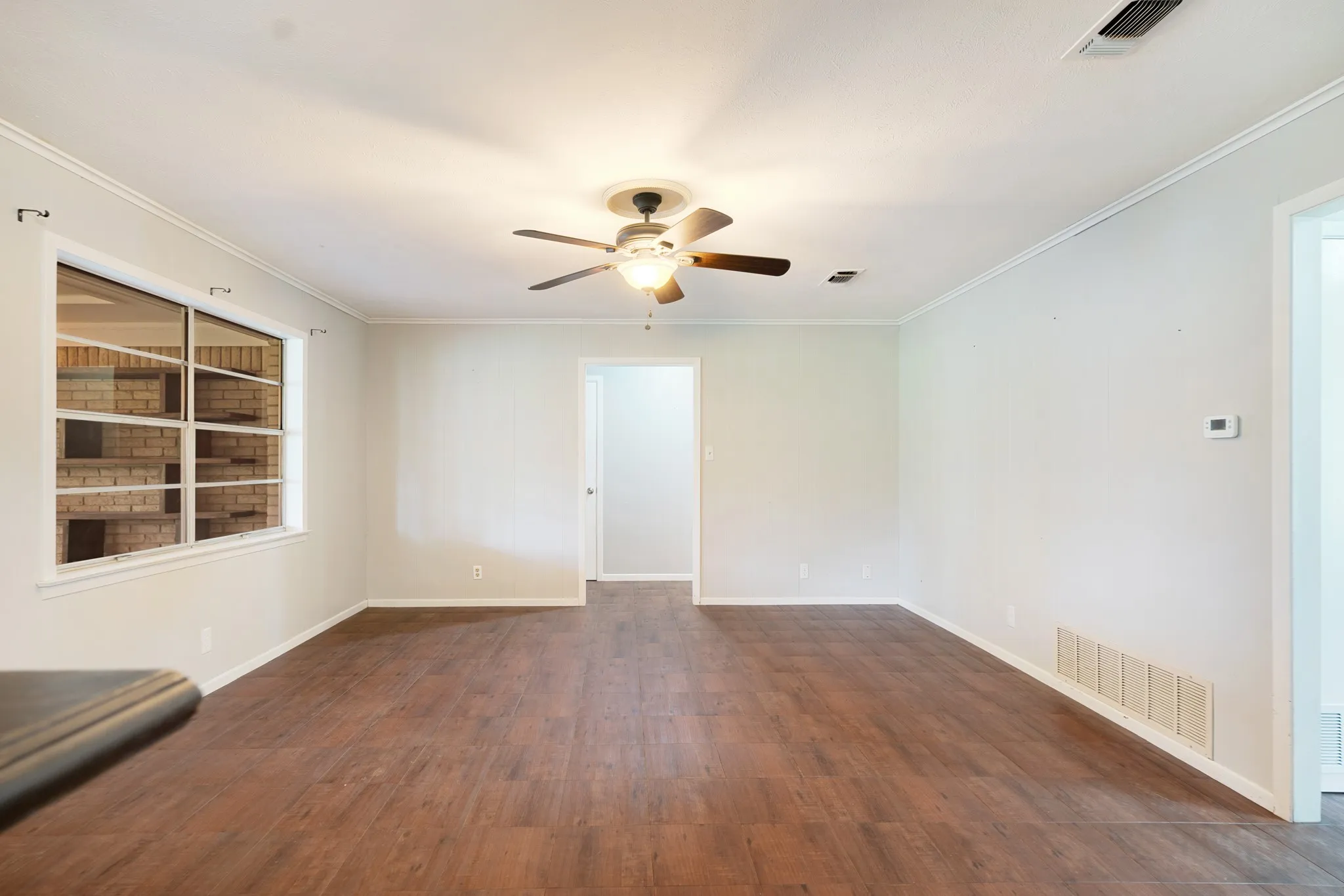 Single Family Residence For Sale in Lamar County , 5880 Pine Mill Road, Reno, Texas 75462, 3 Bedroom, 2 Bathroom, 2 Garage spaces, 2,082 Sqft, built in 1967, mls#21330591, Real Estate Agent in Reno, Homes For Sale in Lamar county, Homes For Sale in Reno, Realtor in Reno Texas, Real Estate Brokerage Independent Realty Texas, Luminita Cordes Realtor