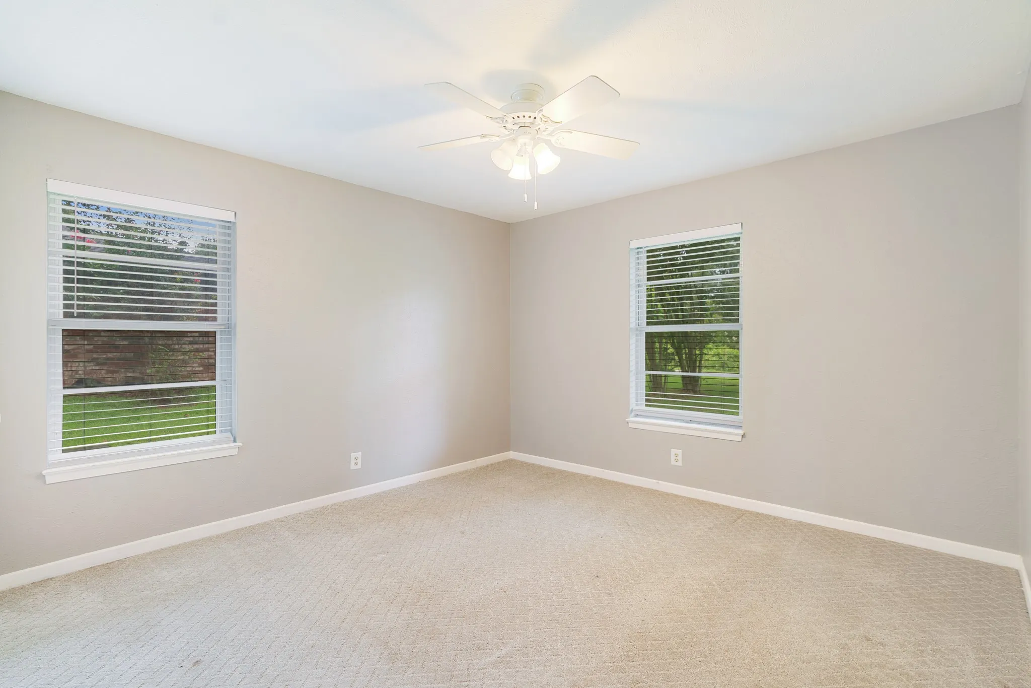 Single Family Residence For Sale in Lamar County , 5880 Pine Mill Road, Reno, Texas 75462, 3 Bedroom, 2 Bathroom, 2 Garage spaces, 2,082 Sqft, built in 1967, mls#21330591, Real Estate Agent in Reno, Homes For Sale in Lamar county, Homes For Sale in Reno, Realtor in Reno Texas, Real Estate Brokerage Independent Realty Texas, Luminita Cordes Realtor