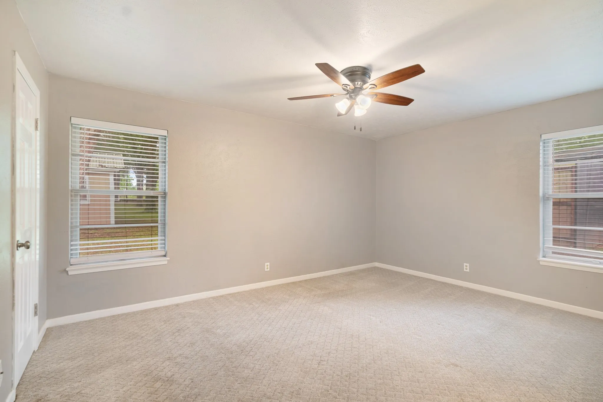 Single Family Residence For Sale in Lamar County , 5880 Pine Mill Road, Reno, Texas 75462, 3 Bedroom, 2 Bathroom, 2 Garage spaces, 2,082 Sqft, built in 1967, mls#21330591, Real Estate Agent in Reno, Homes For Sale in Lamar county, Homes For Sale in Reno, Realtor in Reno Texas, Real Estate Brokerage Independent Realty Texas, Luminita Cordes Realtor