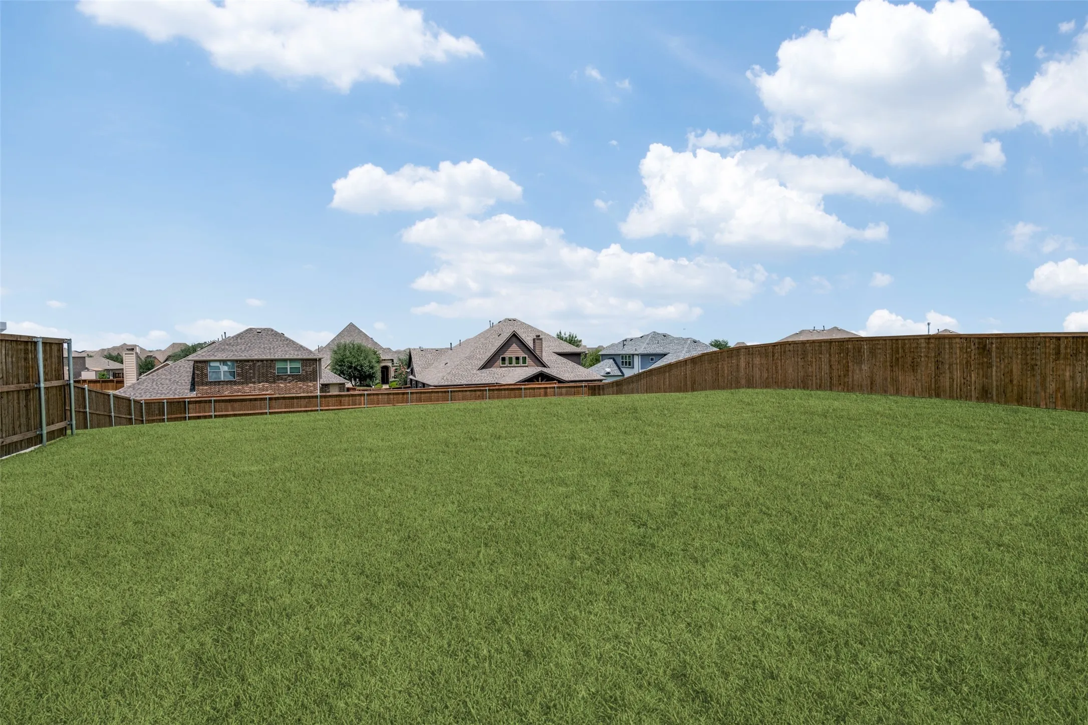 Single Family Residence For Sale in Kaufman County , 1104 Devonshire Drive N, Forney, Texas 75126, 5 Bedroom, 5 Bathroom, 3 Garage spaces, 3,354 Sqft, built in 2026, mls#21331526, Real Estate Agent in Forney, Homes For Sale in Kaufman county, Homes For Sale in Forney, Realtor in Forney Texas, Real Estate Brokerage Independent Realty Texas, Luminita Cordes Realtor