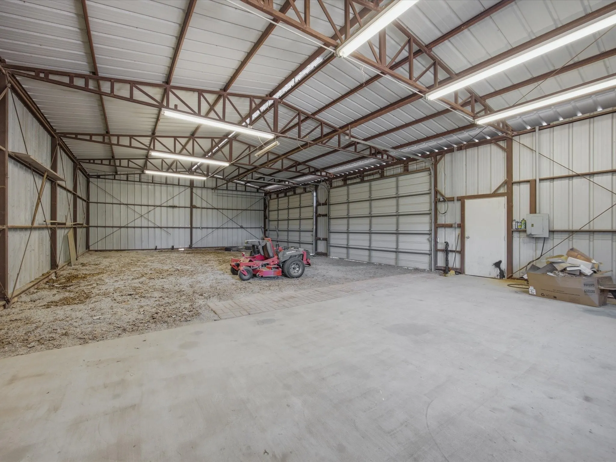 Single Family Residence For Sale in Wise County , 466 County Road 1180, Alvord, Texas 76225, 3 Bedrooms, 2 Bathrooms, 2 Garage spaces, 1,652 Sqft, built in 1996, Price $695,000, mls#21329635, Real Estate Agent in Alvord, Homes For Sale in Wise county, Homes For Sale in Alvord, Realtor in Alvord Texas, Real Estate Brokerage Independent Realty Texas, Luminita Cordes Realtor