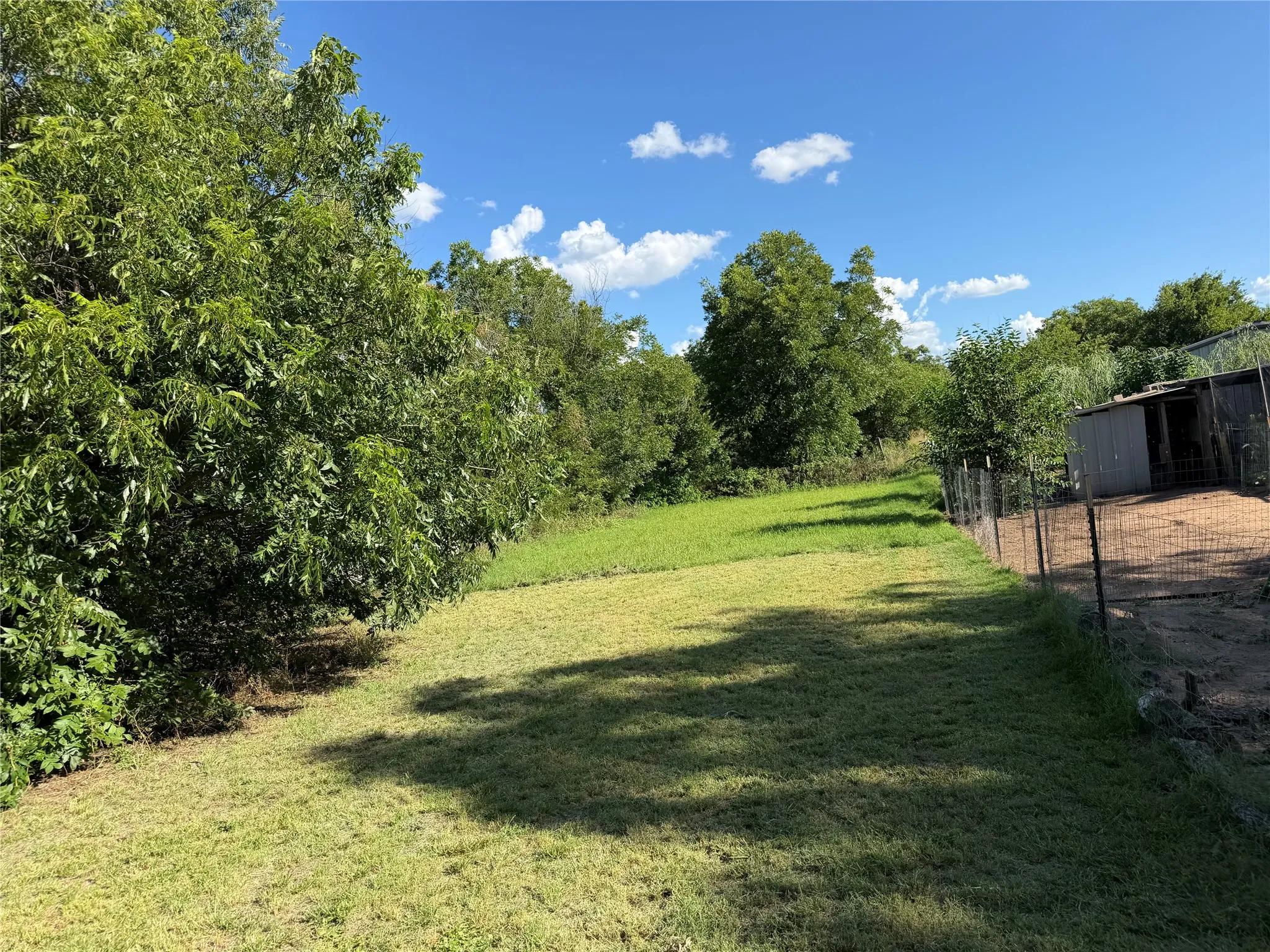 Warehouse For Sale in Eastland County , 9999 W Mills, Rising Star, Texas 76471, 0, 0, Garage spaces, 0 Sqft, built in 1940, Price $55,000, mls#21331685, Real Estate Agent in Rising Star, Homes For Sale in Eastland county, Homes For Sale in Rising Star, Realtor in Rising Star Texas, Real Estate Brokerage Independent Realty Texas, Luminita Cordes Realtor