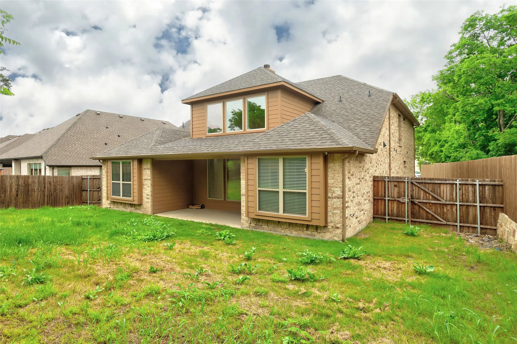 Single Family Residence For Sale in Collin County , 410 Mercer Drive, Josephine, Texas 75173, 4 Bedroom, 3 Bathroom, 2 Garage spaces, 2,679 Sqft, built in 2022, mls#21331706, Real Estate Agent in Josephine, Homes For Sale in Collin county, Homes For Sale in Josephine, Realtor in Josephine Texas, Real Estate Brokerage Independent Realty Texas, Luminita Cordes Realtor