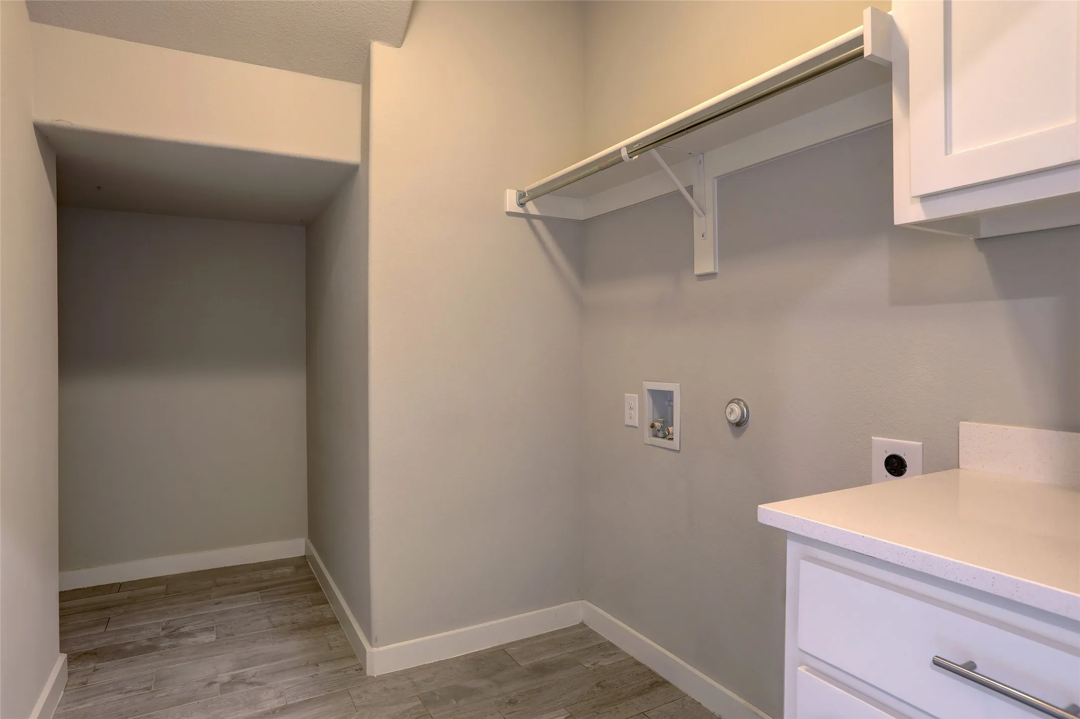 Single Family Residence For Sale in Collin County , 410 Mercer Drive, Josephine, Texas 75173, 4 Bedroom, 3 Bathroom, 2 Garage spaces, 2,679 Sqft, built in 2022, mls#21331706, Real Estate Agent in Josephine, Homes For Sale in Collin county, Homes For Sale in Josephine, Realtor in Josephine Texas, Real Estate Brokerage Independent Realty Texas, Luminita Cordes Realtor