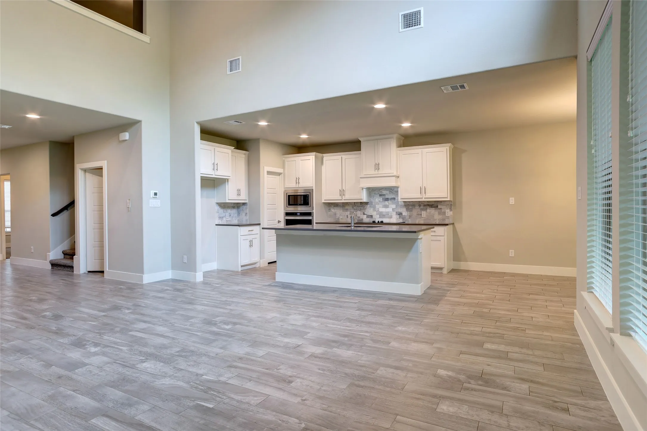 Single Family Residence For Sale in Collin County , 410 Mercer Drive, Josephine, Texas 75173, 4 Bedroom, 3 Bathroom, 2 Garage spaces, 2,679 Sqft, built in 2022, mls#21331706, Real Estate Agent in Josephine, Homes For Sale in Collin county, Homes For Sale in Josephine, Realtor in Josephine Texas, Real Estate Brokerage Independent Realty Texas, Luminita Cordes Realtor
