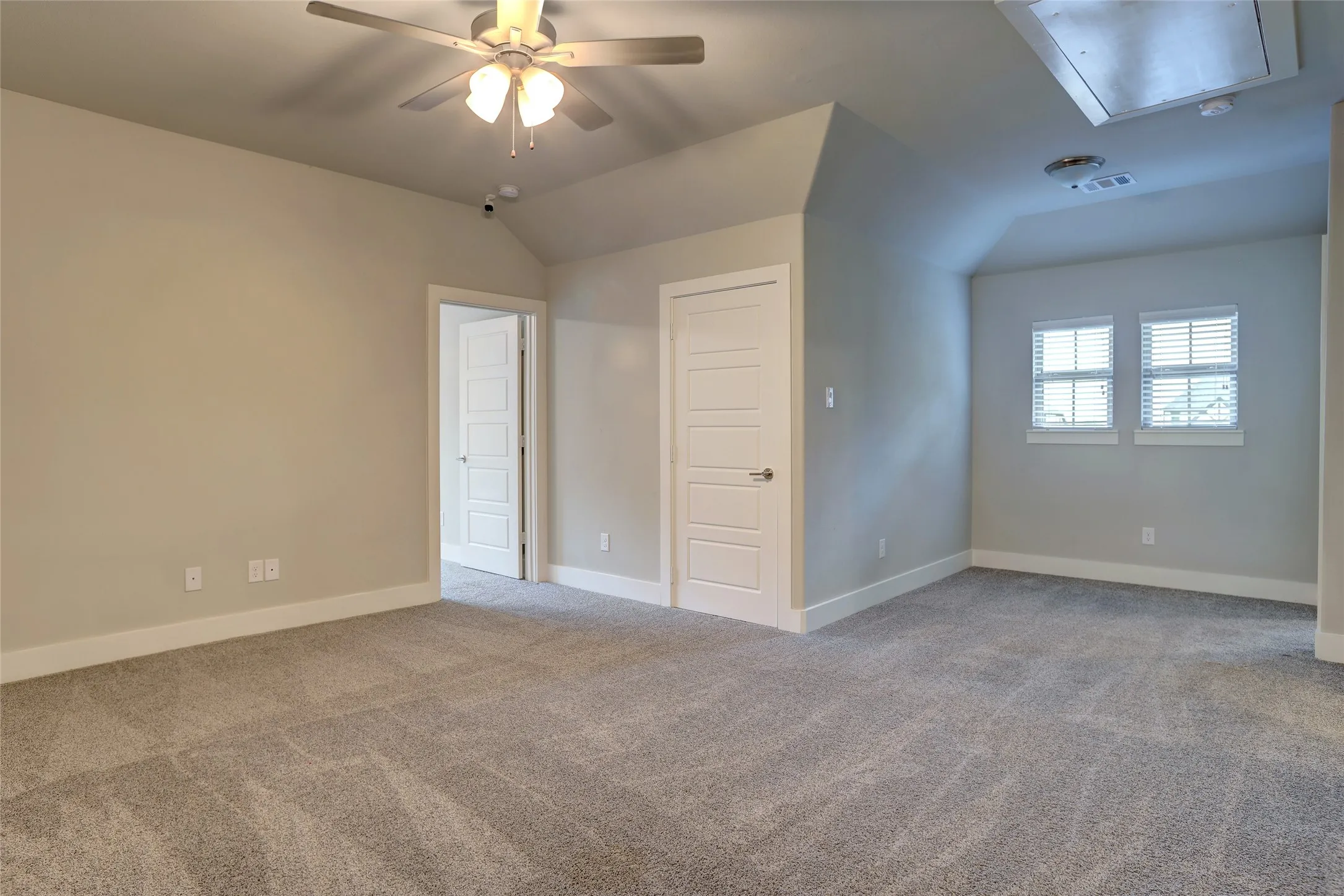 Single Family Residence For Sale in Collin County , 410 Mercer Drive, Josephine, Texas 75173, 4 Bedroom, 3 Bathroom, 2 Garage spaces, 2,679 Sqft, built in 2022, mls#21331706, Real Estate Agent in Josephine, Homes For Sale in Collin county, Homes For Sale in Josephine, Realtor in Josephine Texas, Real Estate Brokerage Independent Realty Texas, Luminita Cordes Realtor