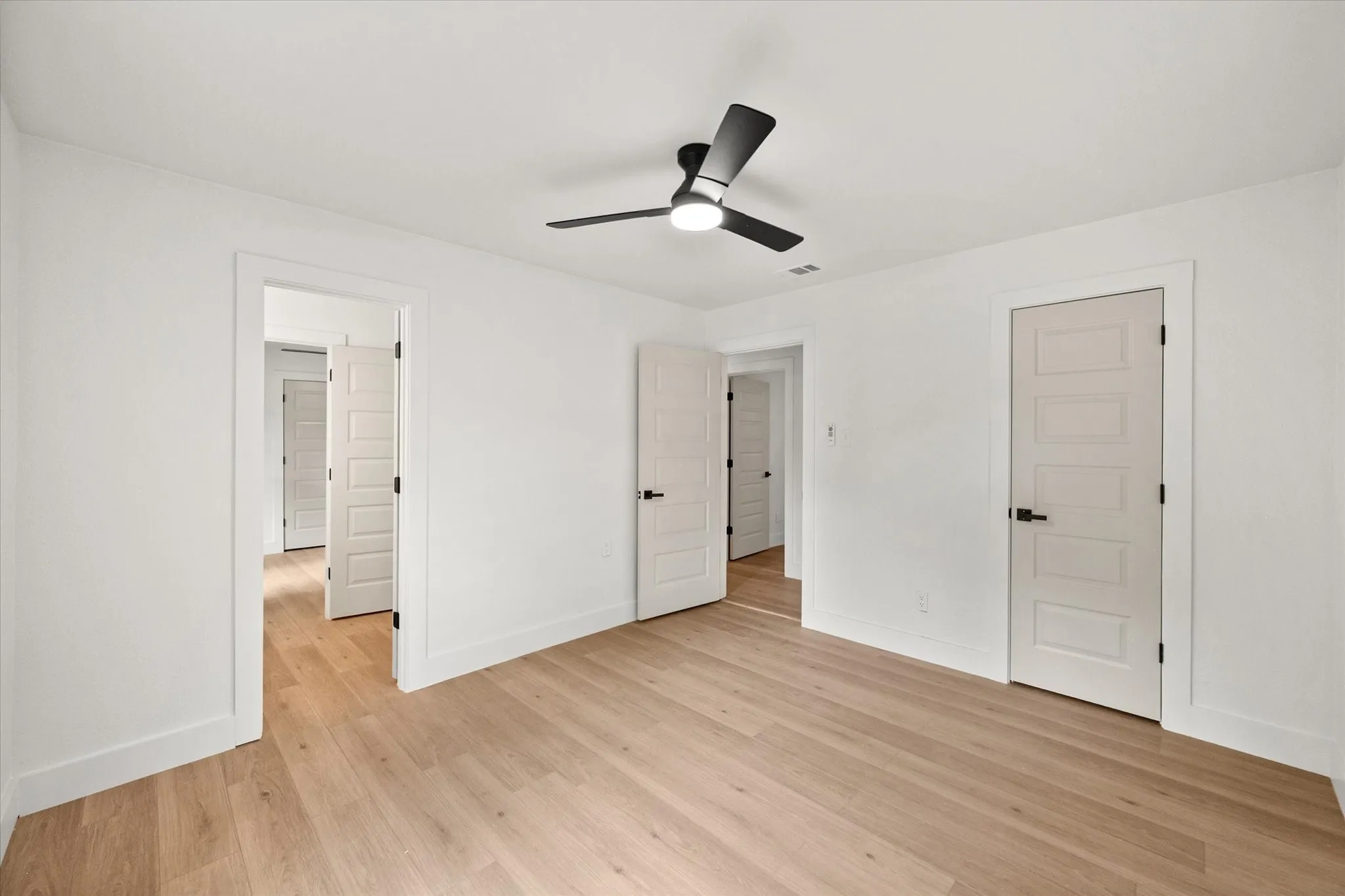 Single Family Residence For Sale in Navarro County , 2912 Purdue Drive, Corsicana, Texas 75110, 4 Bedroom, 3 Bathroom, Garage spaces, 1,818 Sqft, built in 1970, mls#21331272, Real Estate Agent in Corsicana, Homes For Sale in Navarro county, Homes For Sale in Corsicana, Realtor in Corsicana Texas, Real Estate Brokerage Independent Realty Texas, Luminita Cordes Realtor