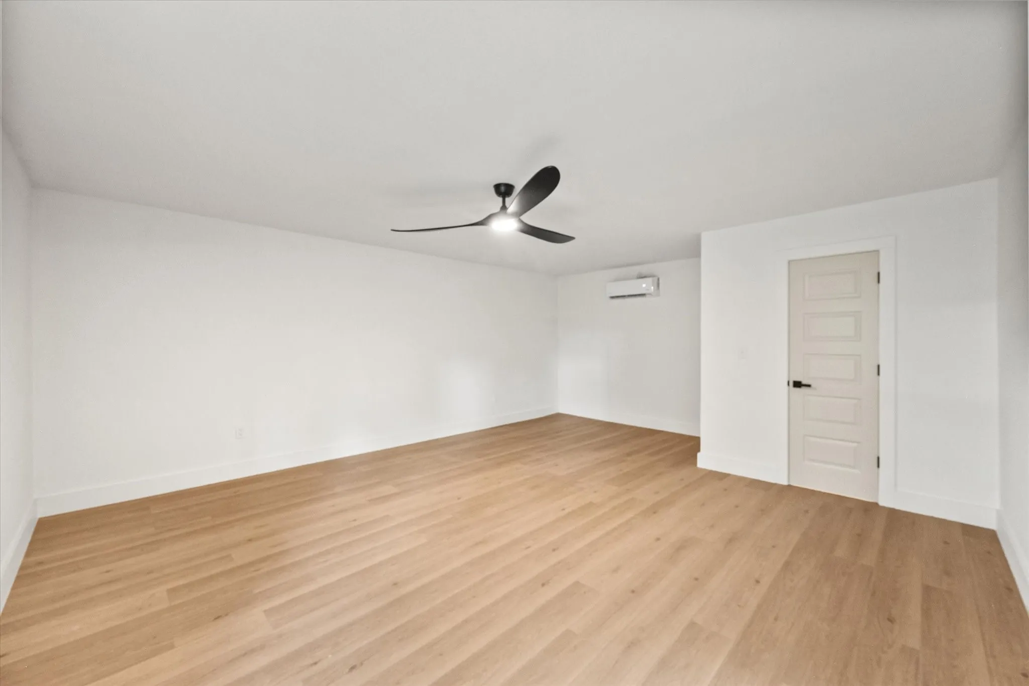Single Family Residence For Sale in Navarro County , 2912 Purdue Drive, Corsicana, Texas 75110, 4 Bedroom, 3 Bathroom, Garage spaces, 1,818 Sqft, built in 1970, mls#21331272, Real Estate Agent in Corsicana, Homes For Sale in Navarro county, Homes For Sale in Corsicana, Realtor in Corsicana Texas, Real Estate Brokerage Independent Realty Texas, Luminita Cordes Realtor
